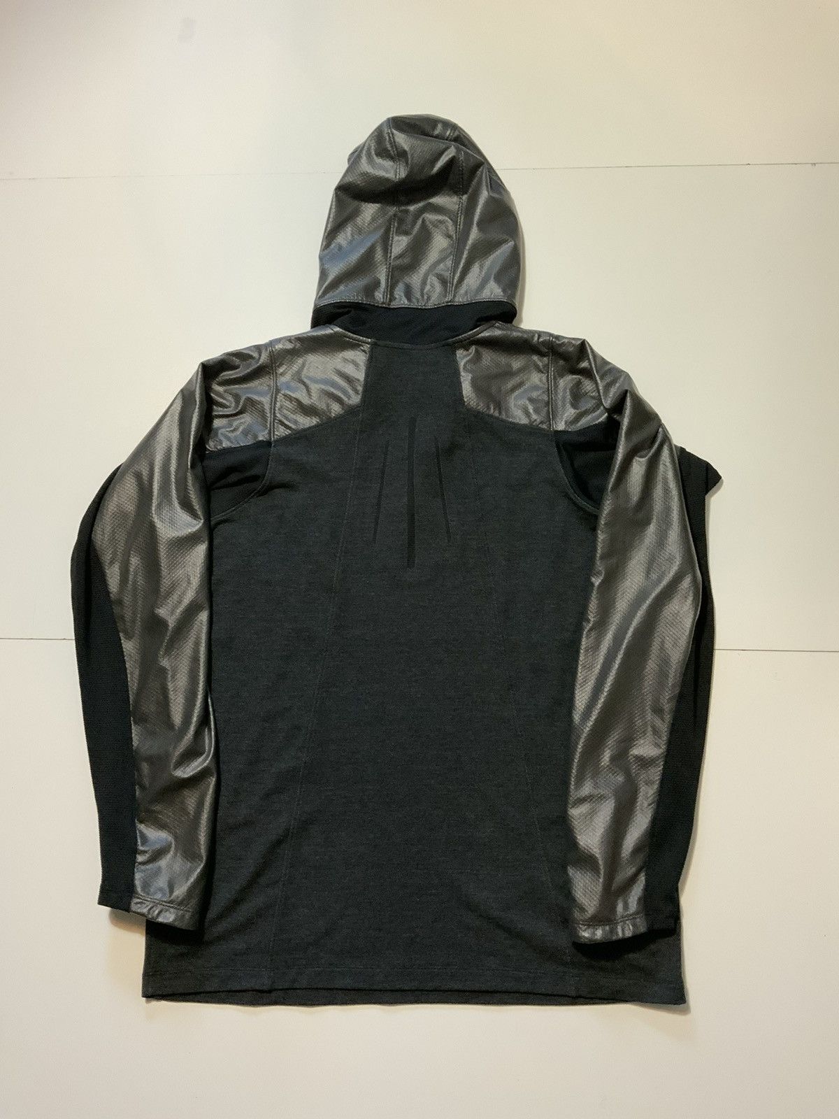 Jordan Brand × Nike Air Jordan Training Nike Fitted Shield Tech 1/4 Zip Hoodie Size US XL / EU 56 / 4 - 3 Thumbnail