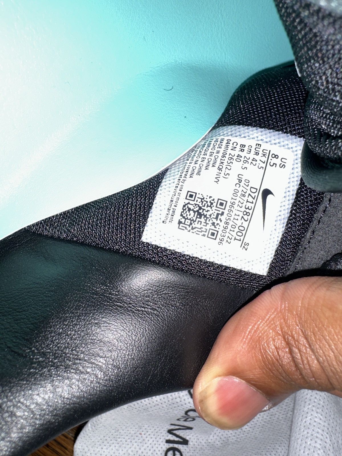 Nike × Tiffany & Co. Tiffany & Co. x Nike Air Force 1 Low '1837' Size US 8.5 / EU 41-42 - 14 Thumbnail