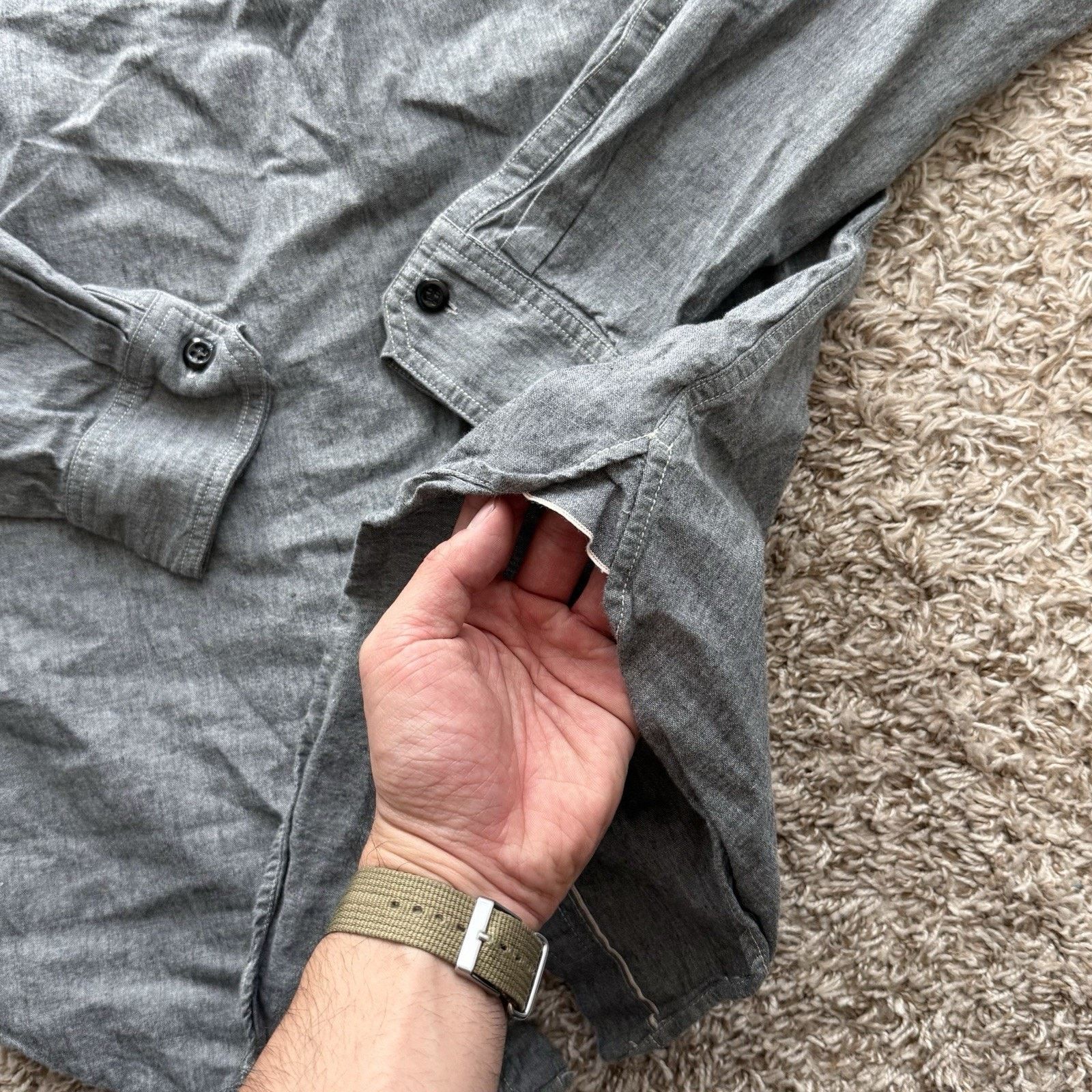 Todd Snyder Todd Snyder Shirt Grey Chambray Military Epaulettes Roll Tab Size US S / EU 44-46 / 1 - 7 Thumbnail