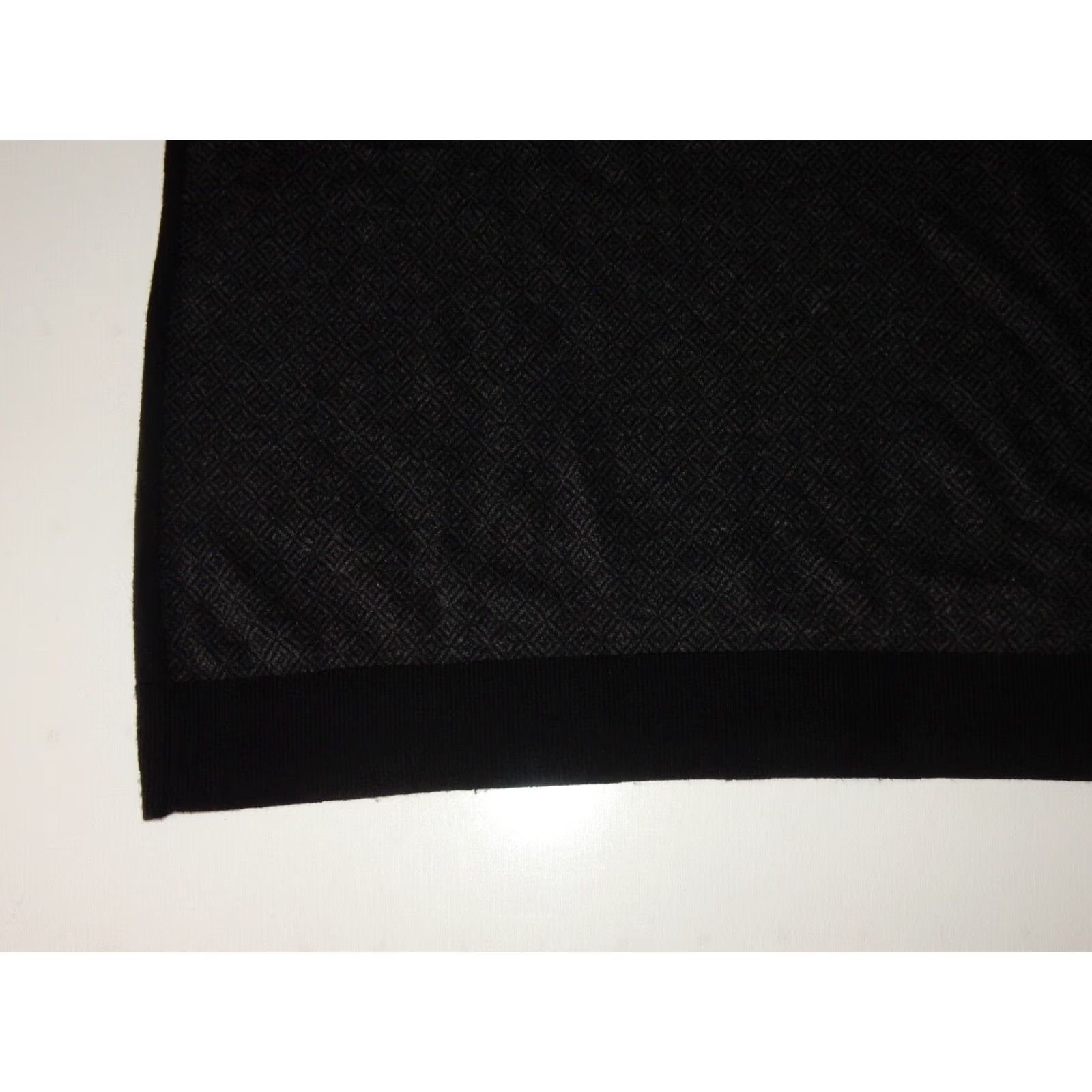 Banana Republic Banana Republic Sweater Men's Large Gray & Black Wool Blend Pullover Mens Size US L / EU 52-54 / 3 - 2 Thumbnail