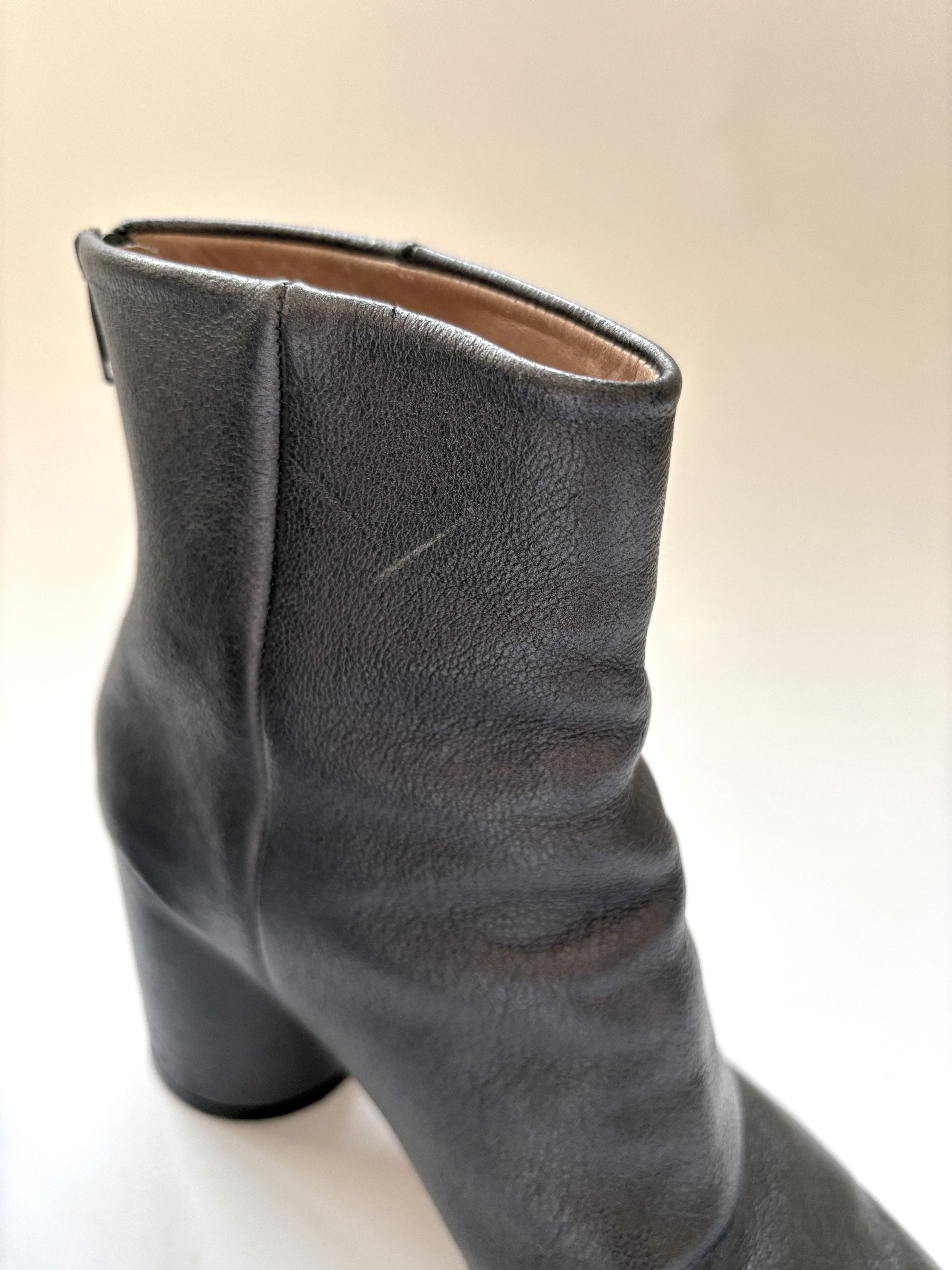 Maison Margiela ⚡️QUICK SALE⚡️Maison Margiela Metallic Round-Toe Ankle Boots Size US 5.5 / IT 35.5 - 10 Thumbnail