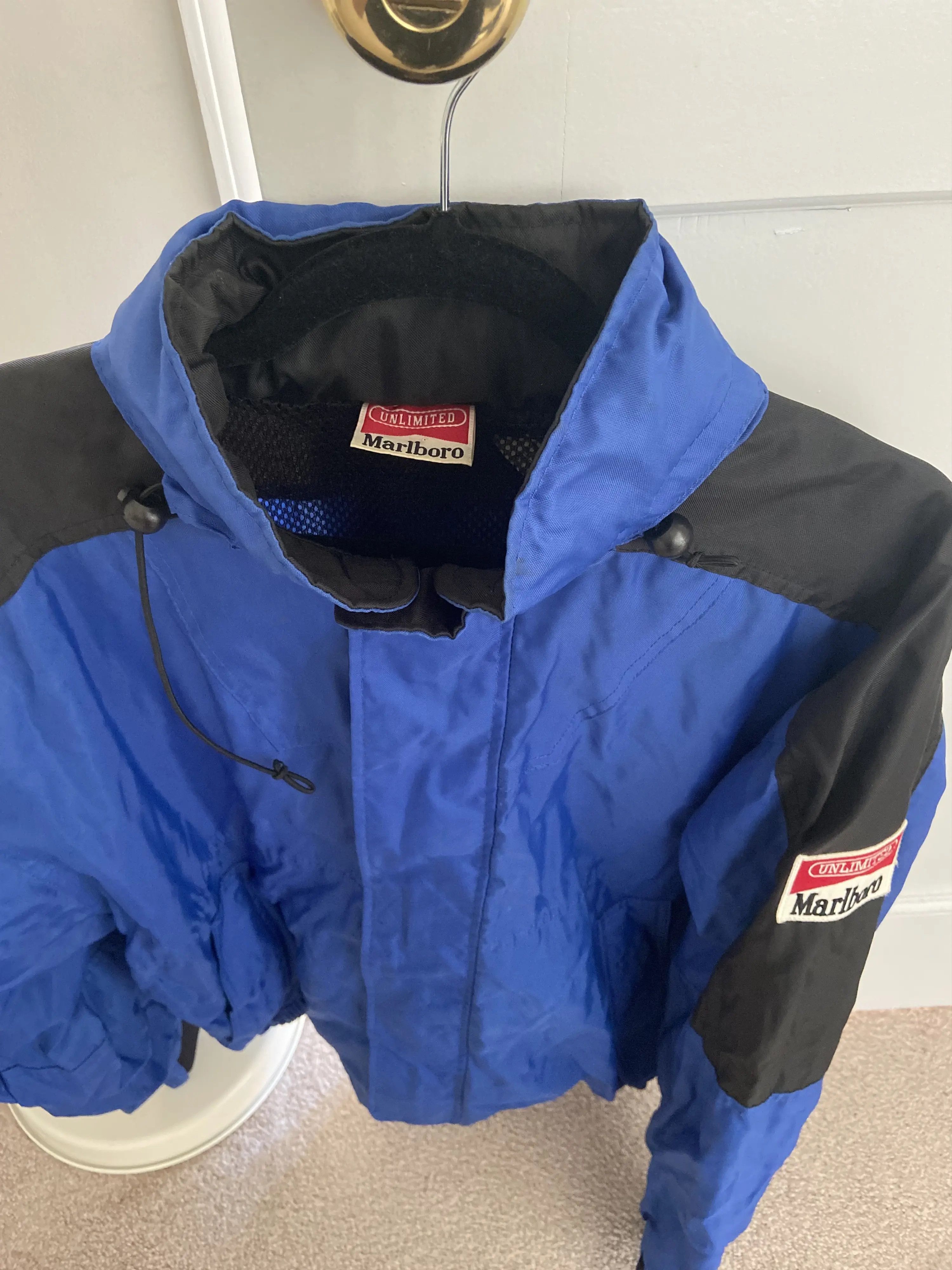 Marlboro Hooded Jacket Size US M / EU 48-50 / 2 - 4 Thumbnail