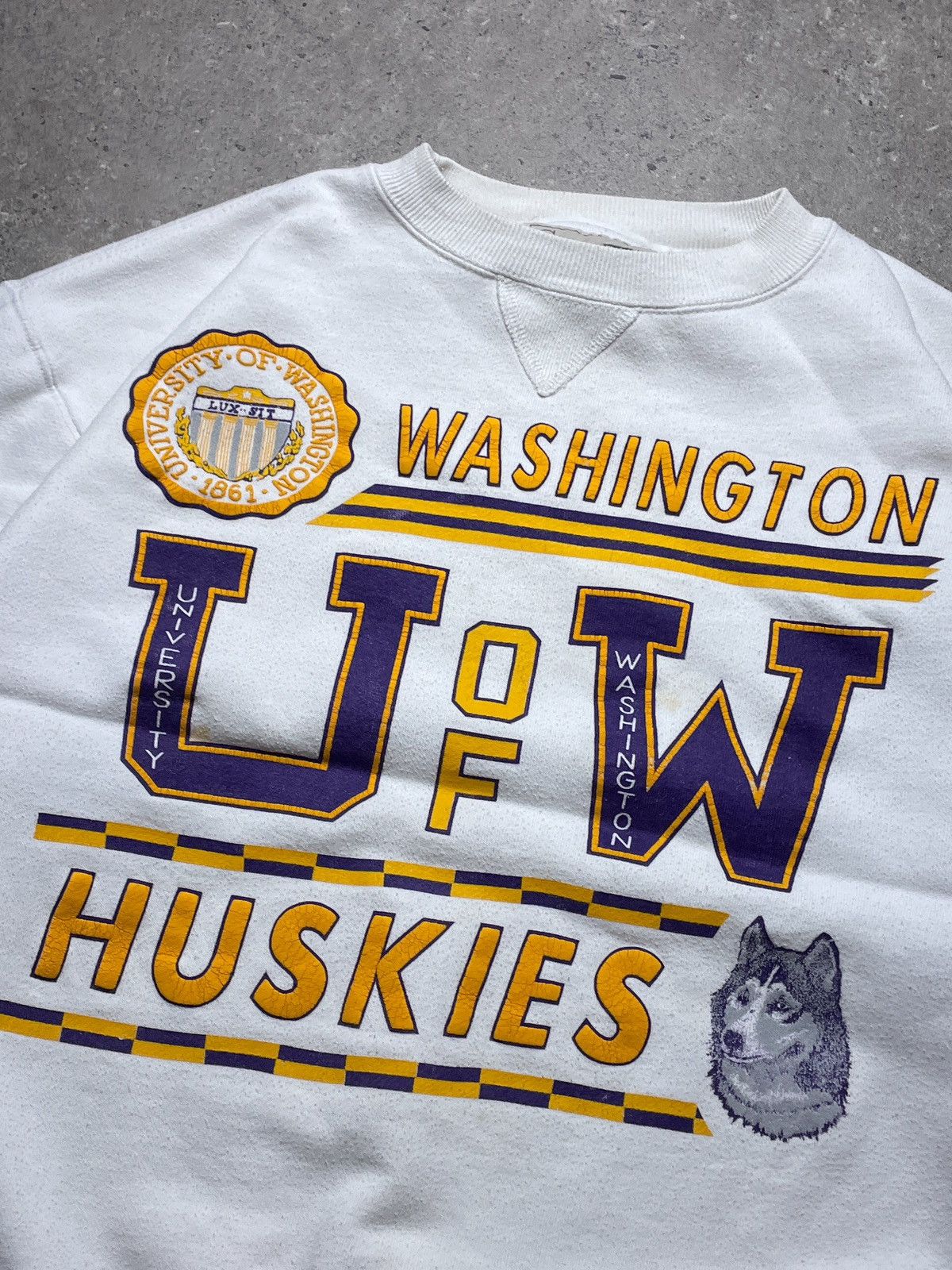 Vintage Vintage 90s University Of Washington Huskies Crewneck Size US L / EU 52-54 / 3 - 4 Thumbnail