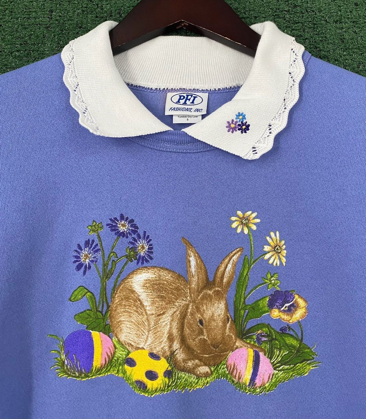 Vintage 80’s Easter Bunny Eggs Purple Collared Sweatshirt Small Size S / US 4 / IT 40 - 2 Thumbnail
