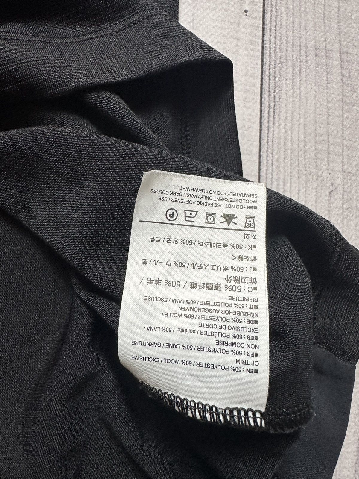 Arc'teryx Arcteryx tee logo size M black Size US M / EU 48-50 / 2 - 7 Thumbnail