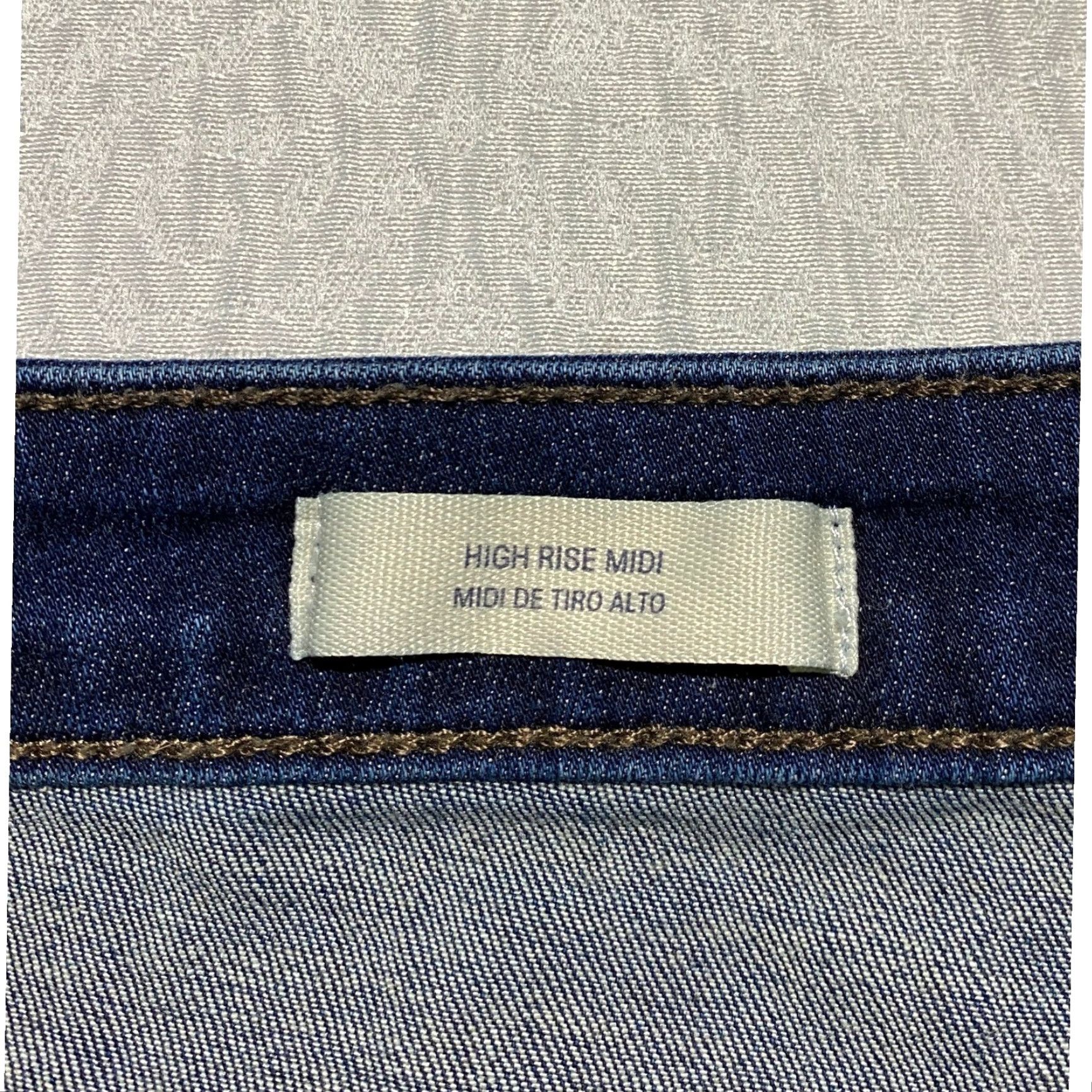 Vintage Universal Thread Denim Shorts 32 High Rise Midi Distressed Cut-Off Women's Jeans Shorts Blue Cotton Spandex Polyester Casual Summer Vintage No Size 24" / US 00 / IT 34 - 3 Thumbnail