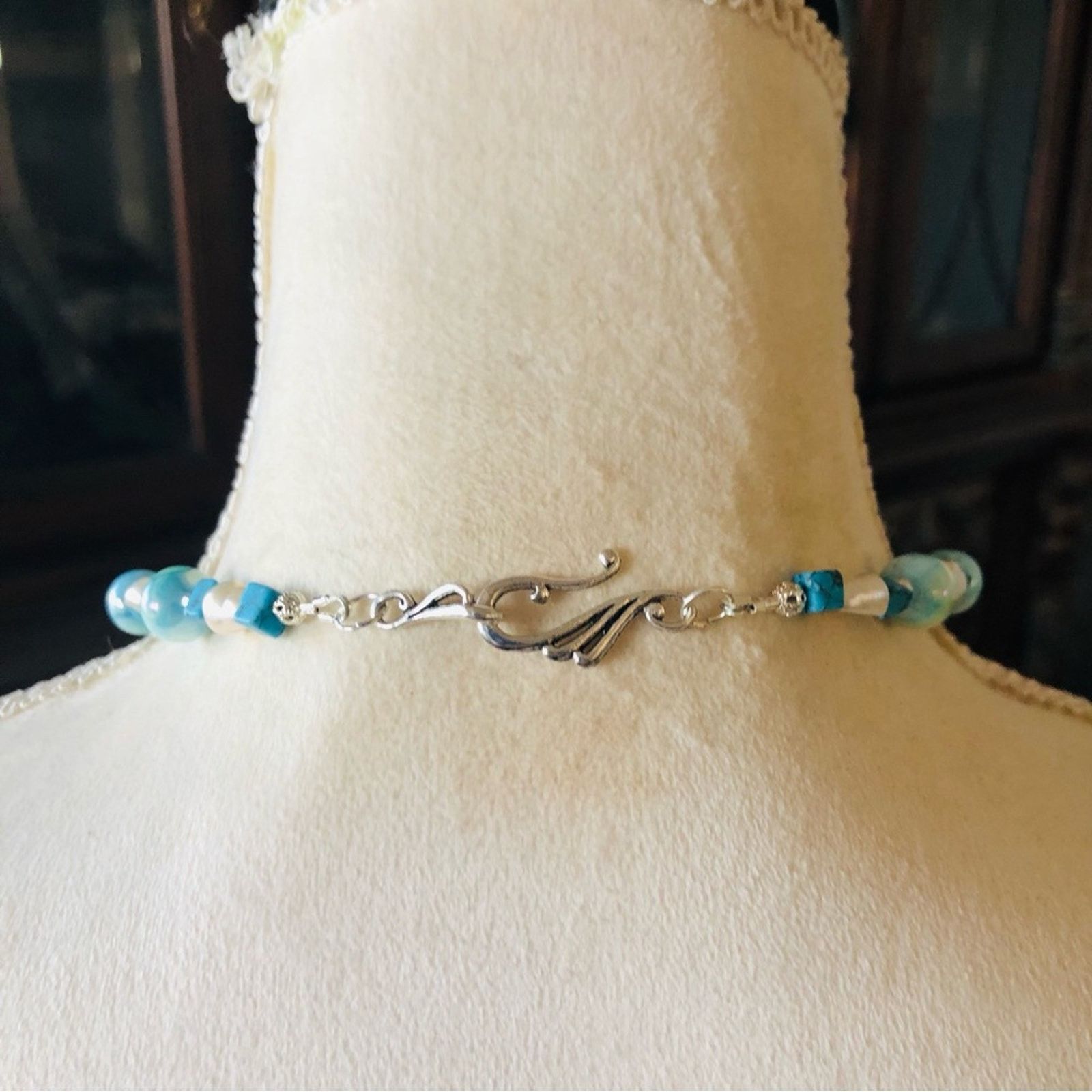 Handmade Handcrafted howlite genuine pearl dyed agate beaded necklace Size ONE SIZE - 7 Thumbnail