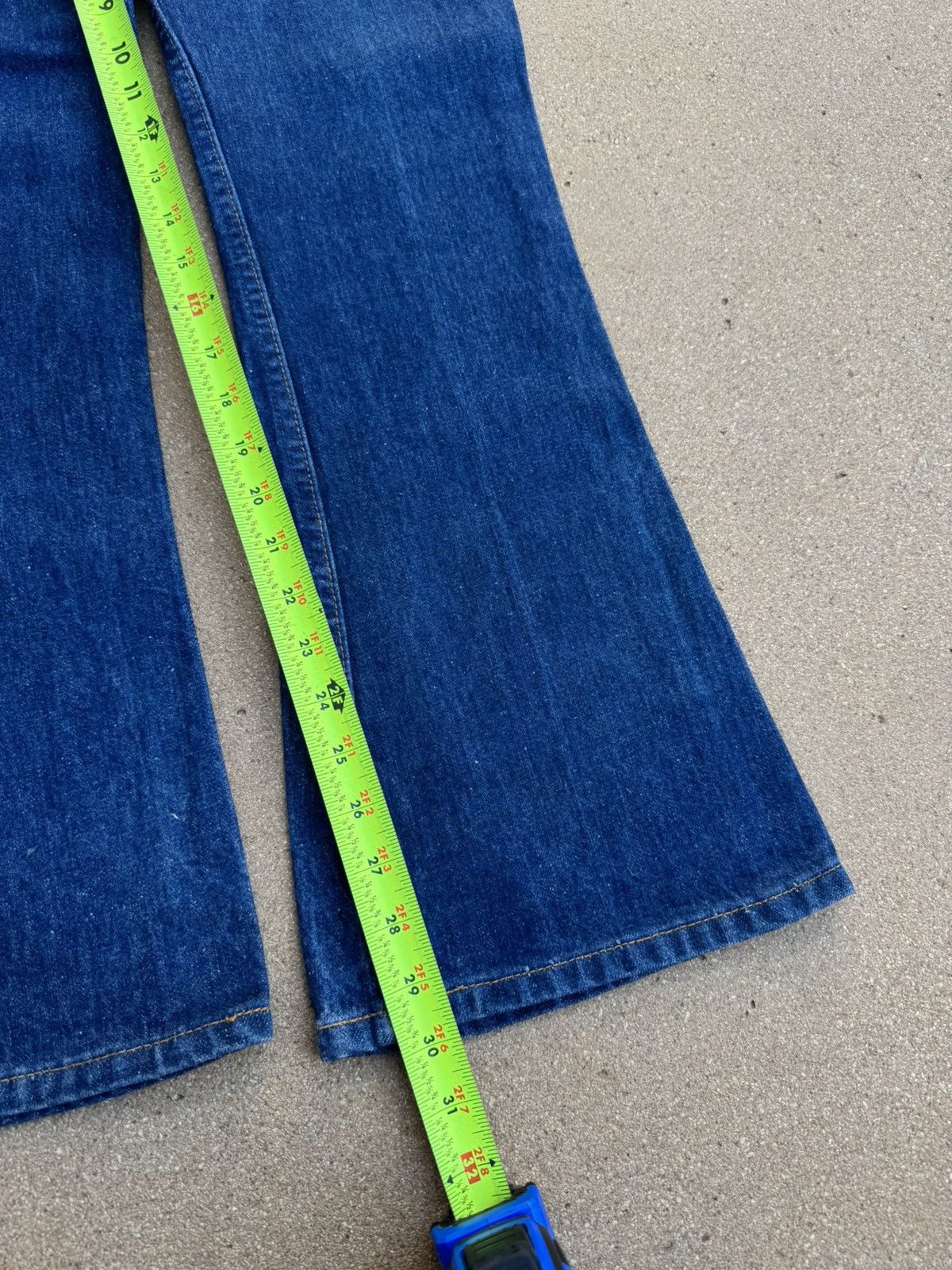 Vintage Vtg 80’s Levi’s 646 Orange Tab Bellbottom Flare Jeans 28x30 Size US 28 / EU 44 - 10 Thumbnail
