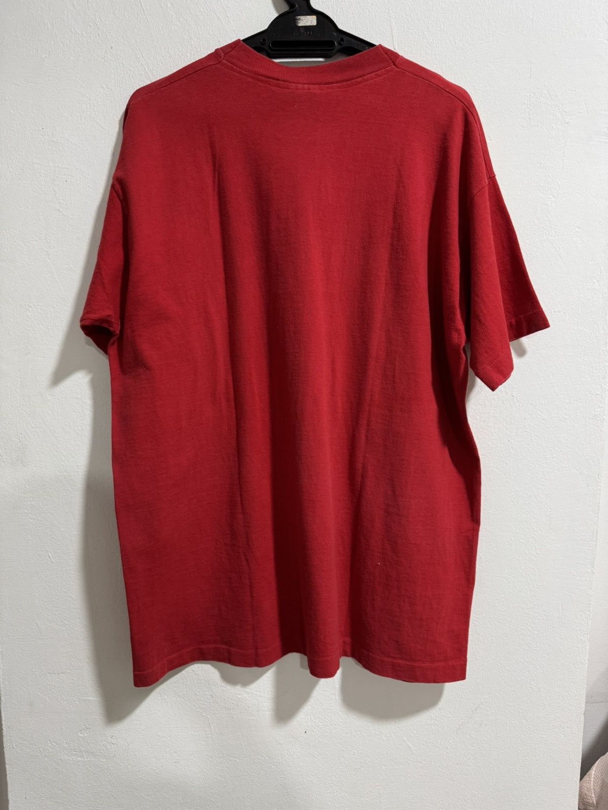 Other POOH VINTAGE PIECE RED TSHIRT SINGLE DINGLE STITCH Size US XL / EU 56 / 4 - 2 Thumbnail