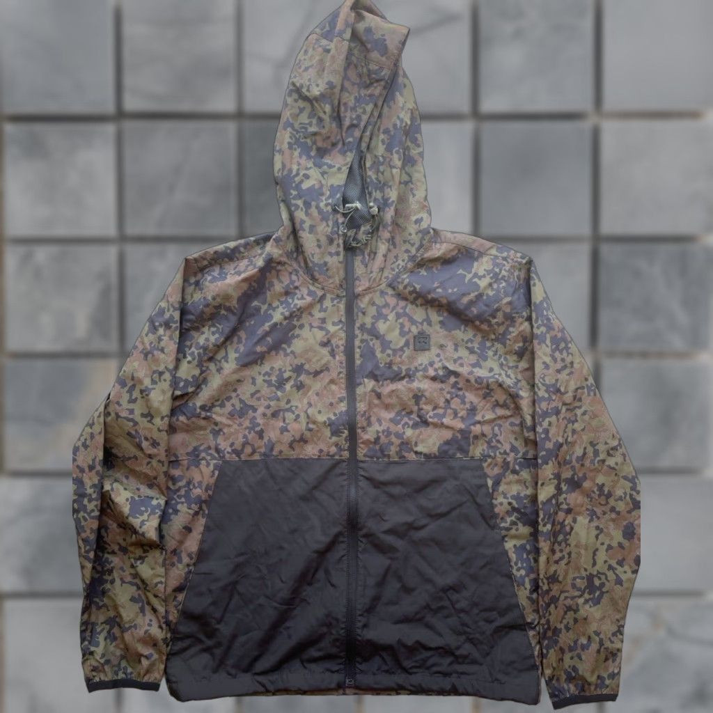 Billabong Billabong Jacket Camouflage Windbreaker L Zip Packable Multicolor Woodlands 90s Beach City Outdoor Surf Hooded All Seasons Size US L / EU 52-54 / 3 - 1 Thumbnail
