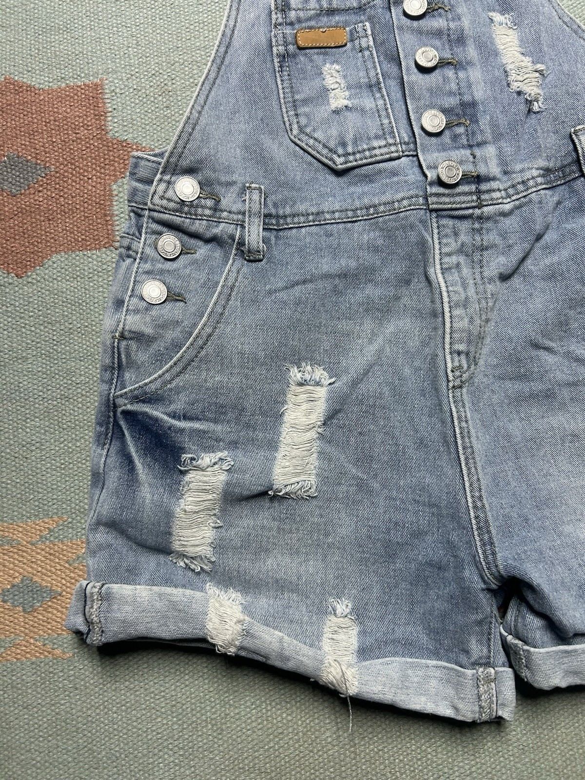 Vintage Levi’s short alls bib overalls shorts distressed small 31 Size 31" - 3 Thumbnail