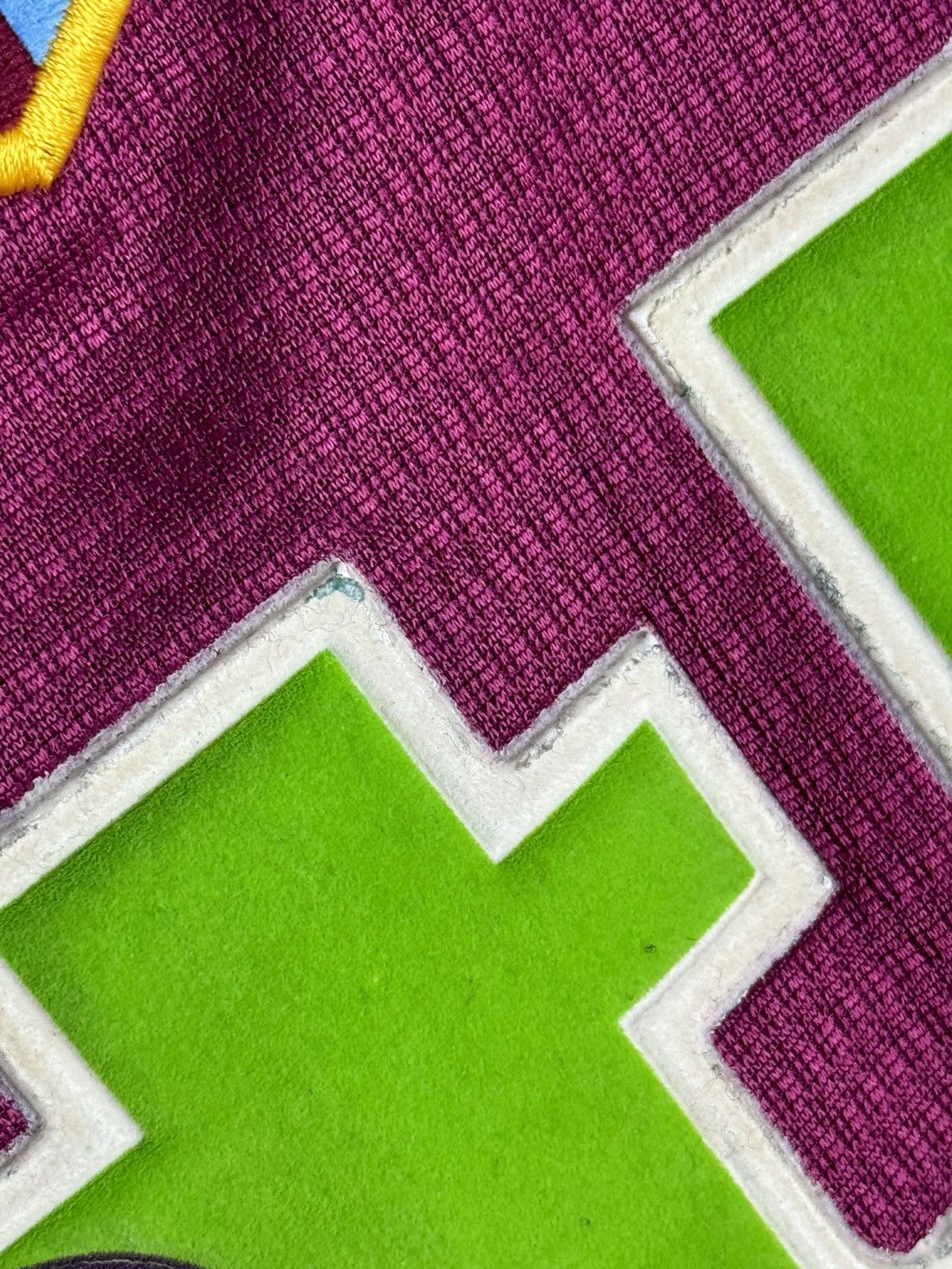 Diadora Aston Villa 00/01 Home Football Jersey Size US M / EU 48-50 / 2 - 12 Thumbnail