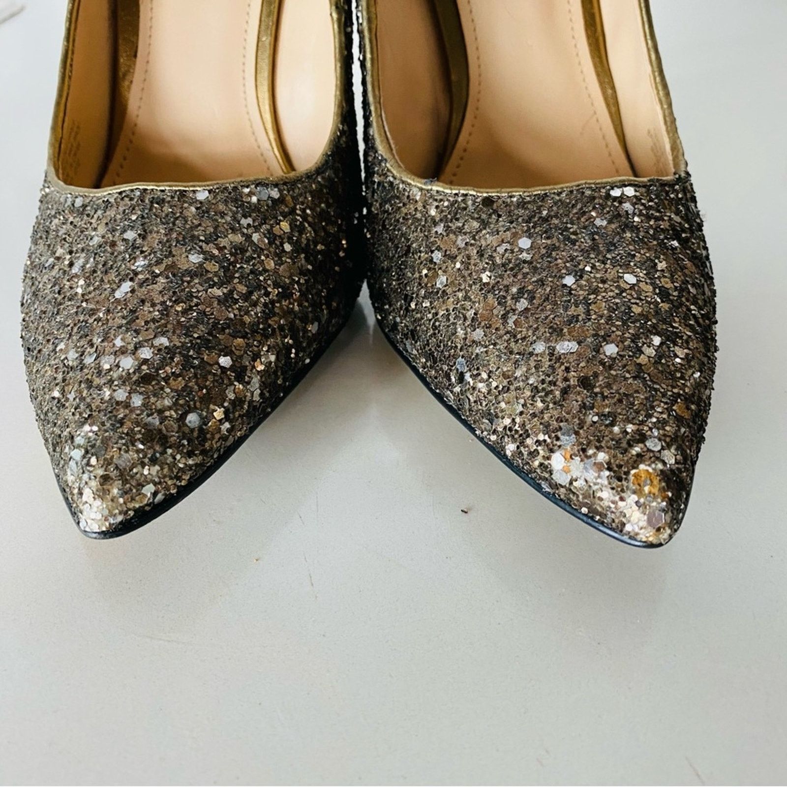 Enzo Mantovani ENZO ANGIOLINI Gold Sequins Sparkle Metallic Stiletto Heels Size US 9 / IT 39 - 5 Thumbnail