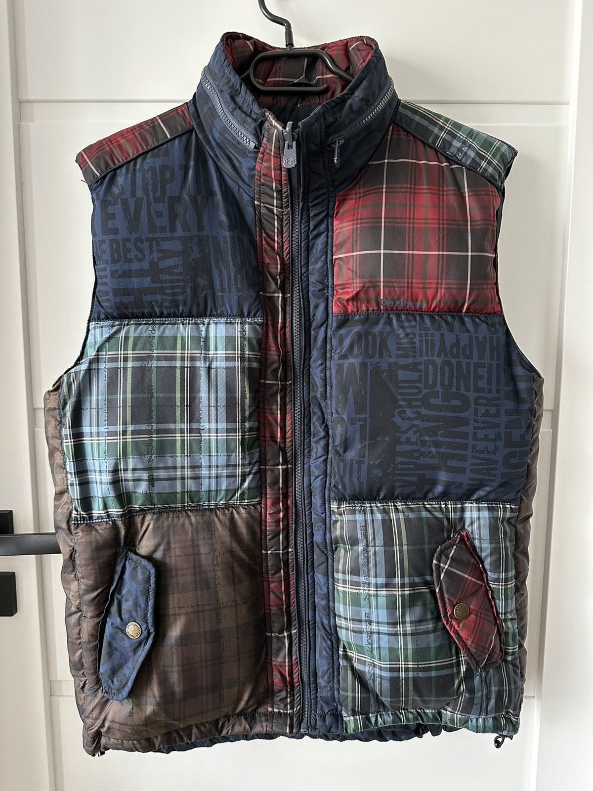 Desigual Desigual patchwork hooded padded reversible vest gilet blue Size US L / EU 52-54 / 3 - 2 Thumbnail