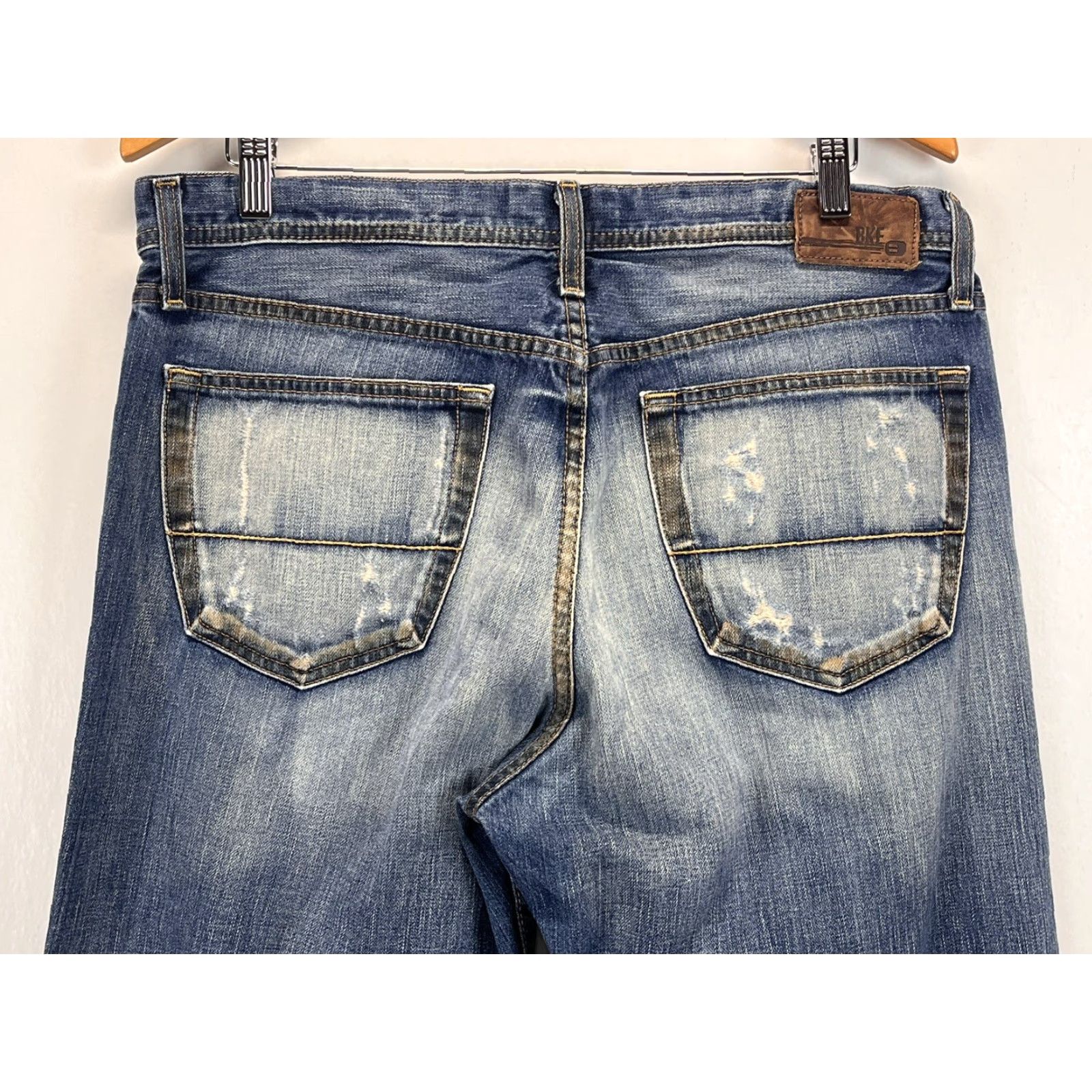BKE VINTAGE Buckle BKE Tyler Straight Jeans 36 Extra Long Mens Distressed Blue Denim 5-Pocket 35" Inseam Size 36 Mens Size US 36 / EU 52 - 4 Thumbnail