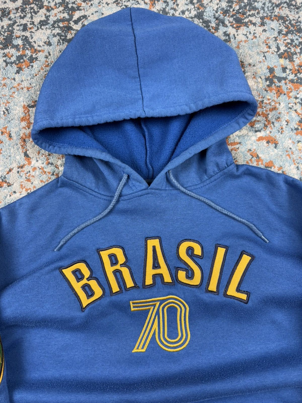 Vintage Vintage 90s Brasil spellout soccer football style hoodie Size US L / EU 52-54 / 3 - 4 Thumbnail