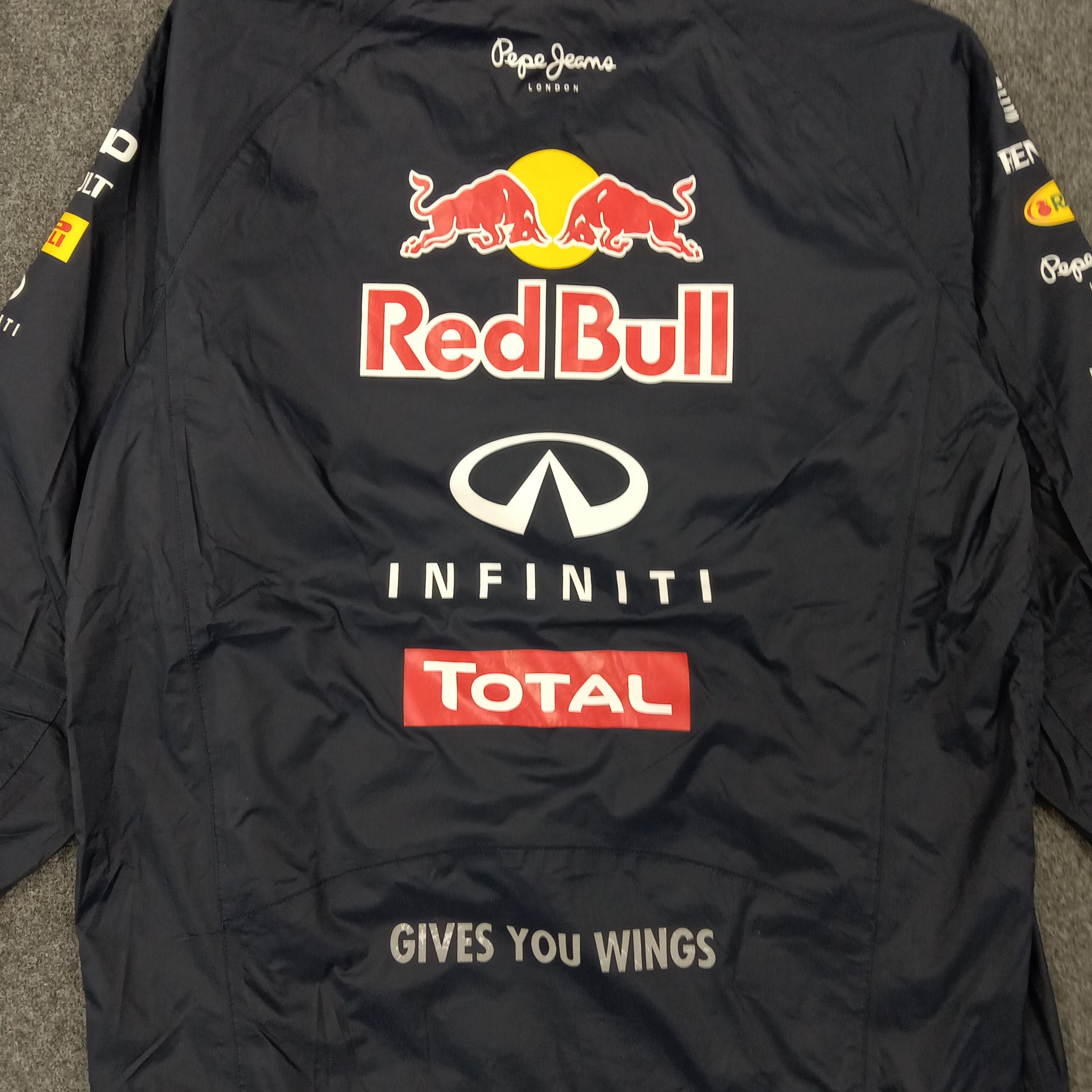 Pepe Jeans × Red Bull × Vintage Redbull Racing X Pepe Jeans Outdoor Waterproof Jacket Size US M / EU 48-50 / 2 - 2 Thumbnail
