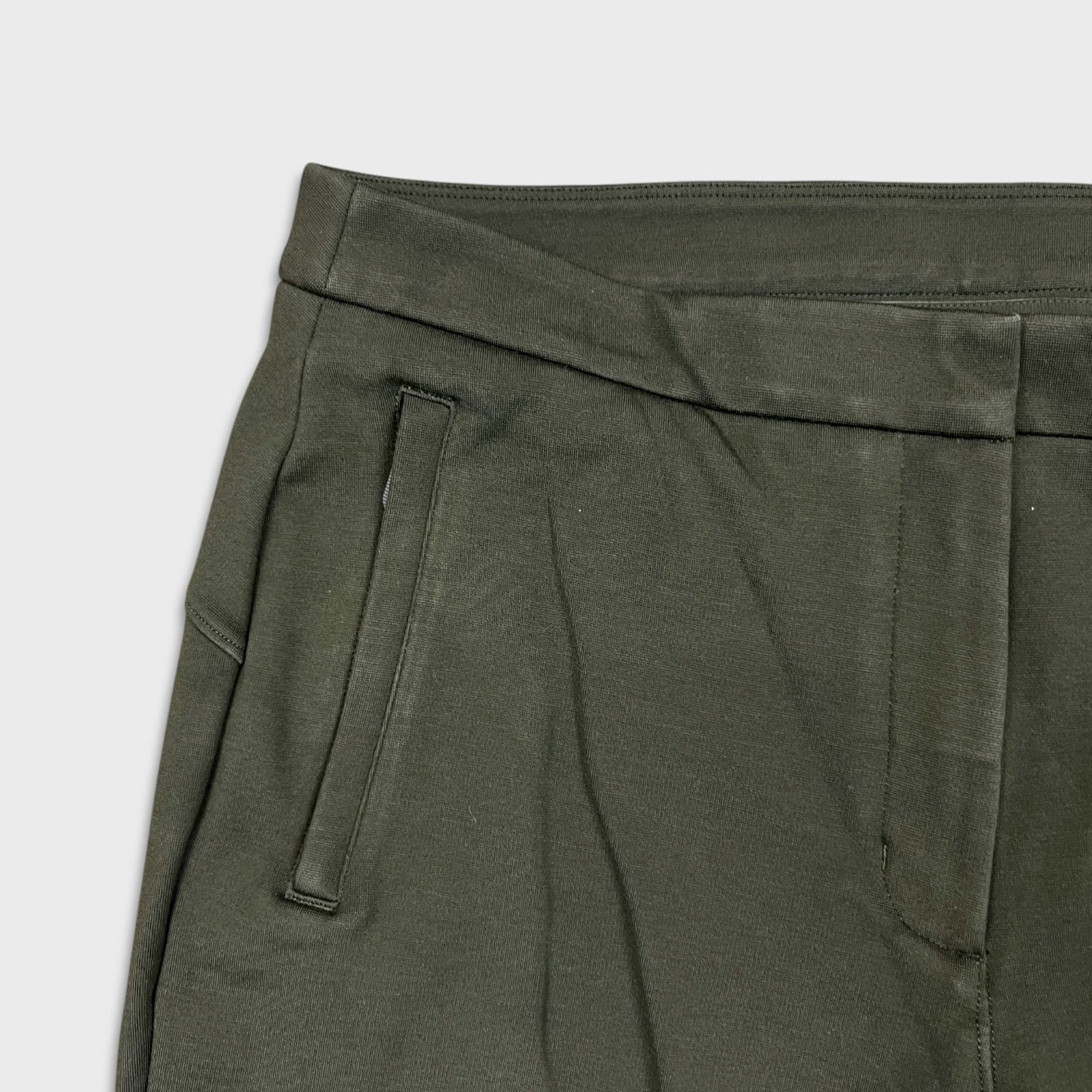 Lululemon Lululemon On The Move Pant Ponte sz 6 Athletic Casual Travel Size 28" / US 6 / IT 42 - 3 Thumbnail
