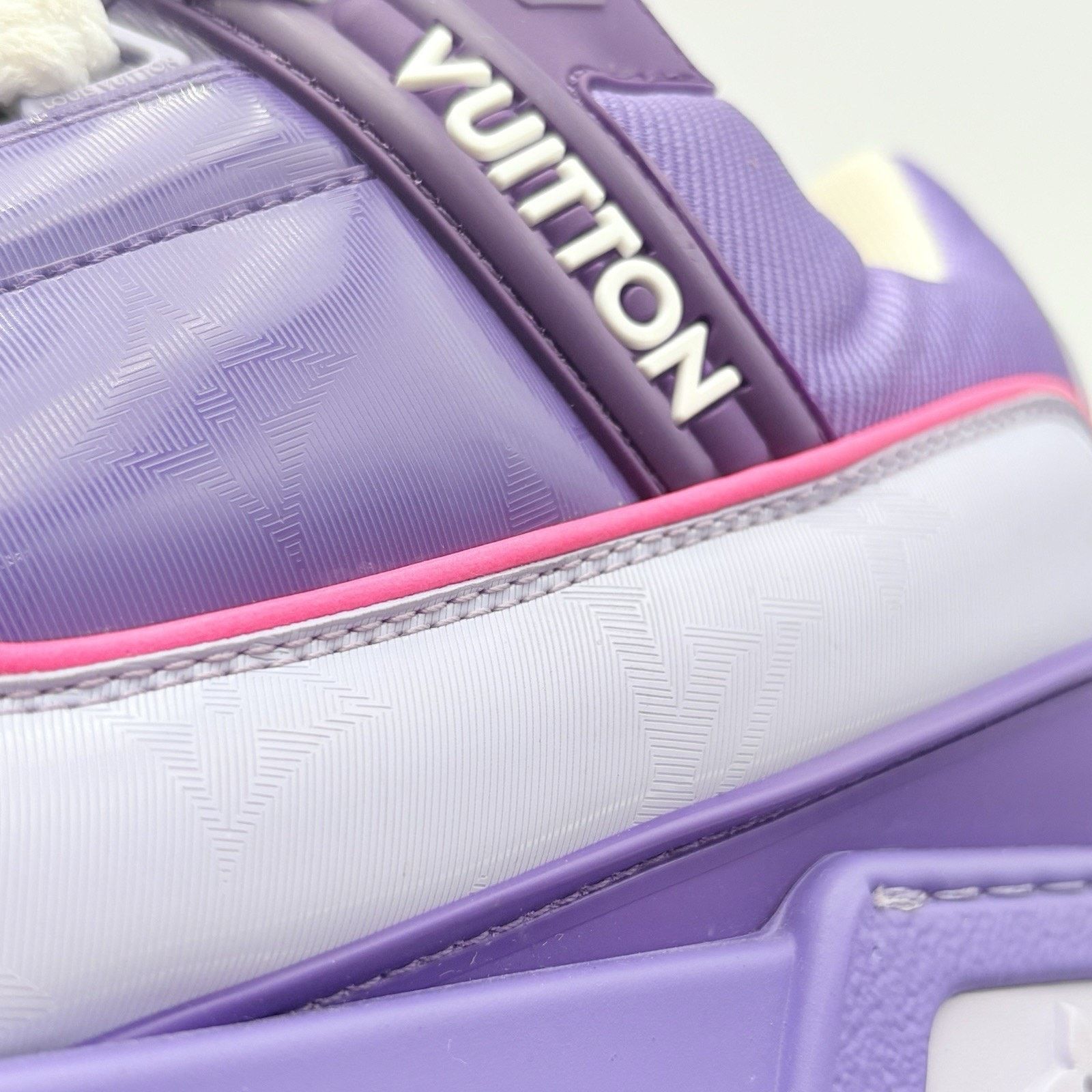 Louis Vuitton (9-9.5 US) Louis Vuitton Maxi ' Purple Pink ' | SUPER CLEAN! Size US 9 / EU 42 - 10 Thumbnail