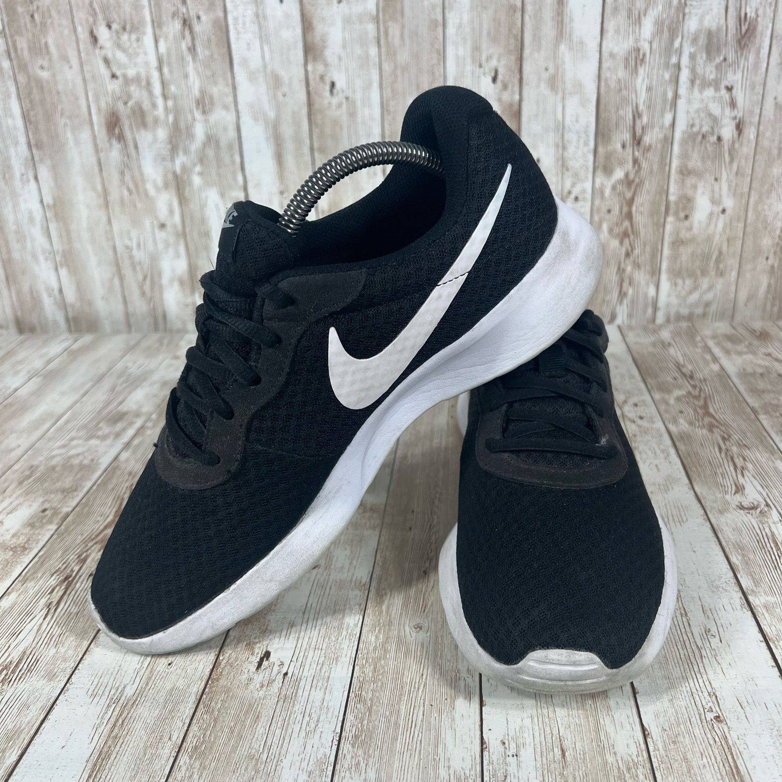 Nike Nike Tanjun white black Womens 10 Size US 10 / IT 40 - 5 Thumbnail