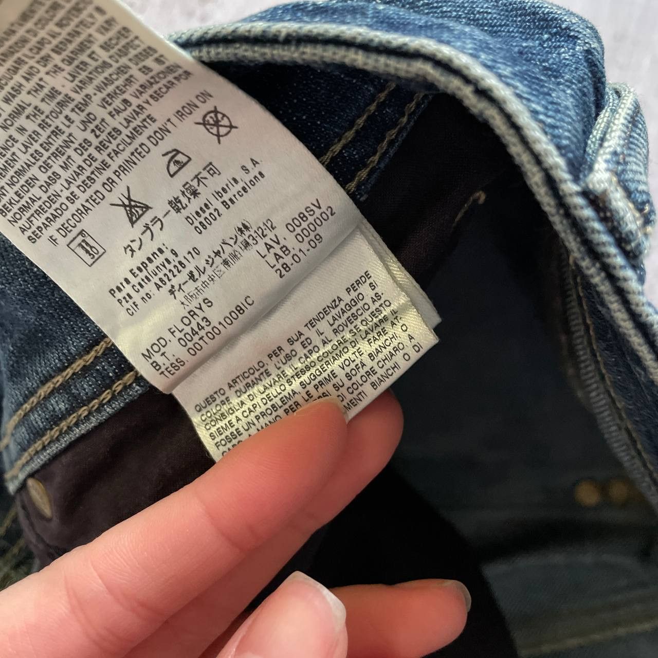 Diesel × Japanese Brand × Vintage VINTAGE Y2K DIESEL AMAZING CARGO FADED MINI SKIRT Size 27" / US 4 / IT 40 - 8 Thumbnail