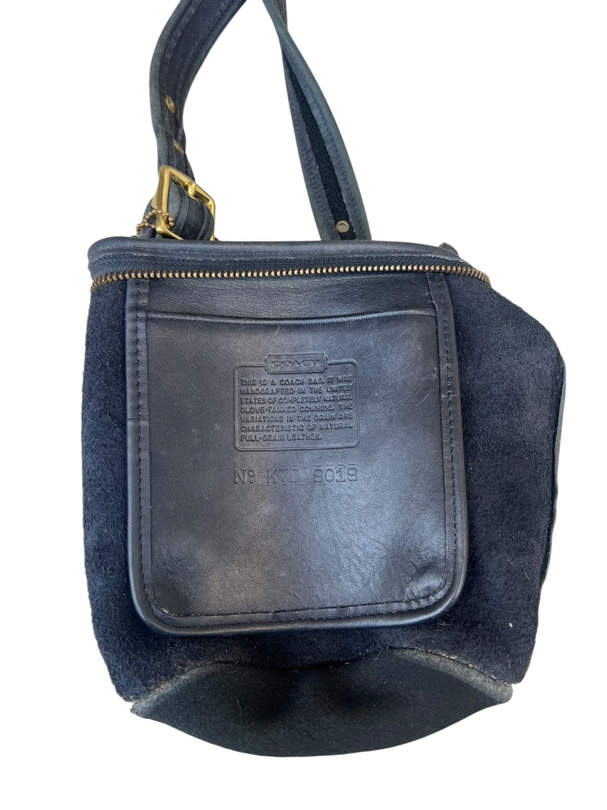 Coach Vintage 90s Coach Usa Patina Black Cowhide Leather Sling Bag Size ONE SIZE - 15 Thumbnail
