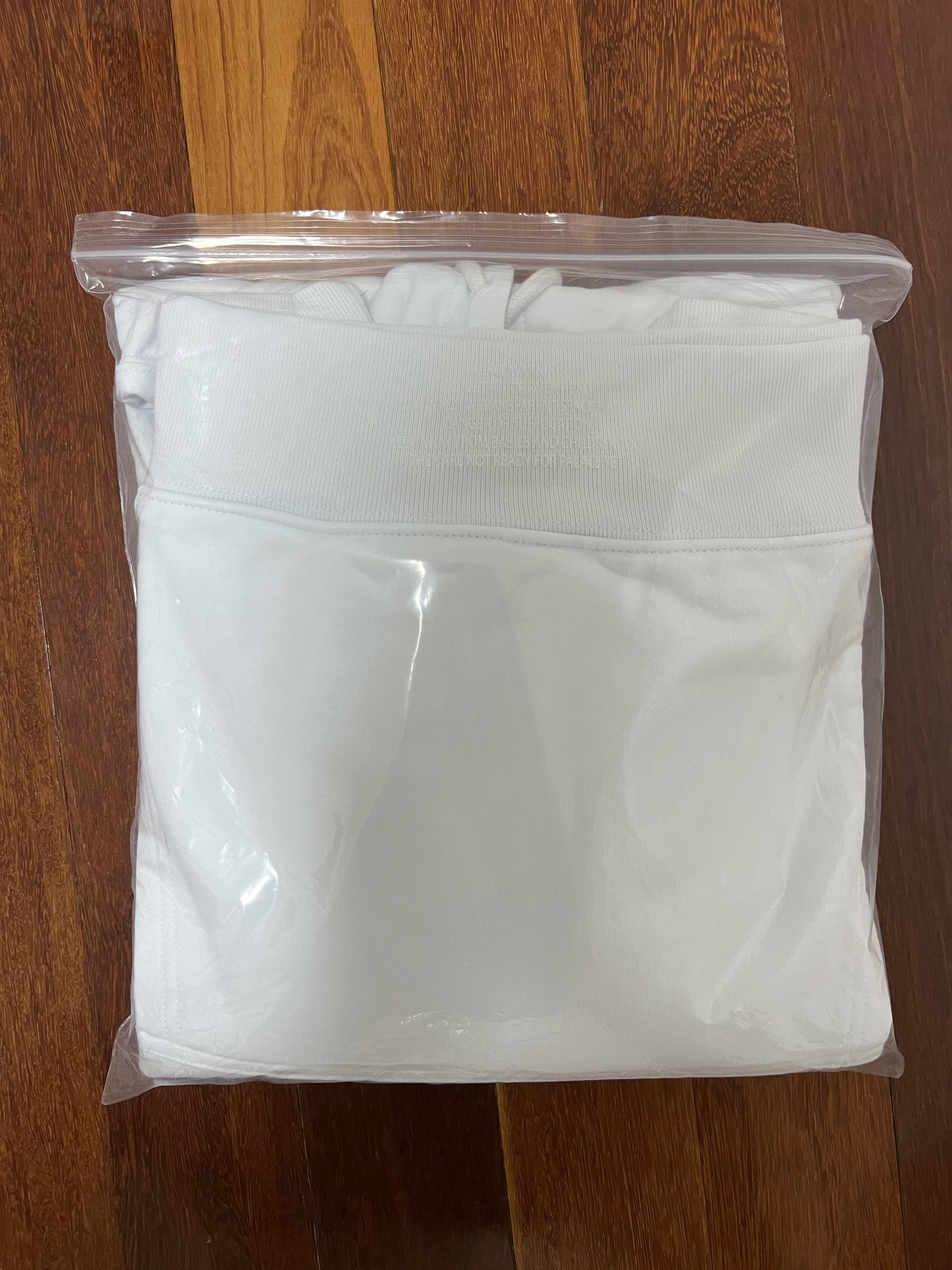 Palace 💚 2019 Palace Flocka P3 Hoodie White Large NEW Size US L / EU 52-54 / 3 - 12 Thumbnail