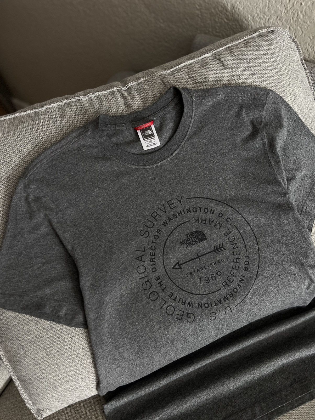 The North Face The North Face Gray T shirt Outdoor life Size US S / EU 44-46 / 1 - 2 Thumbnail