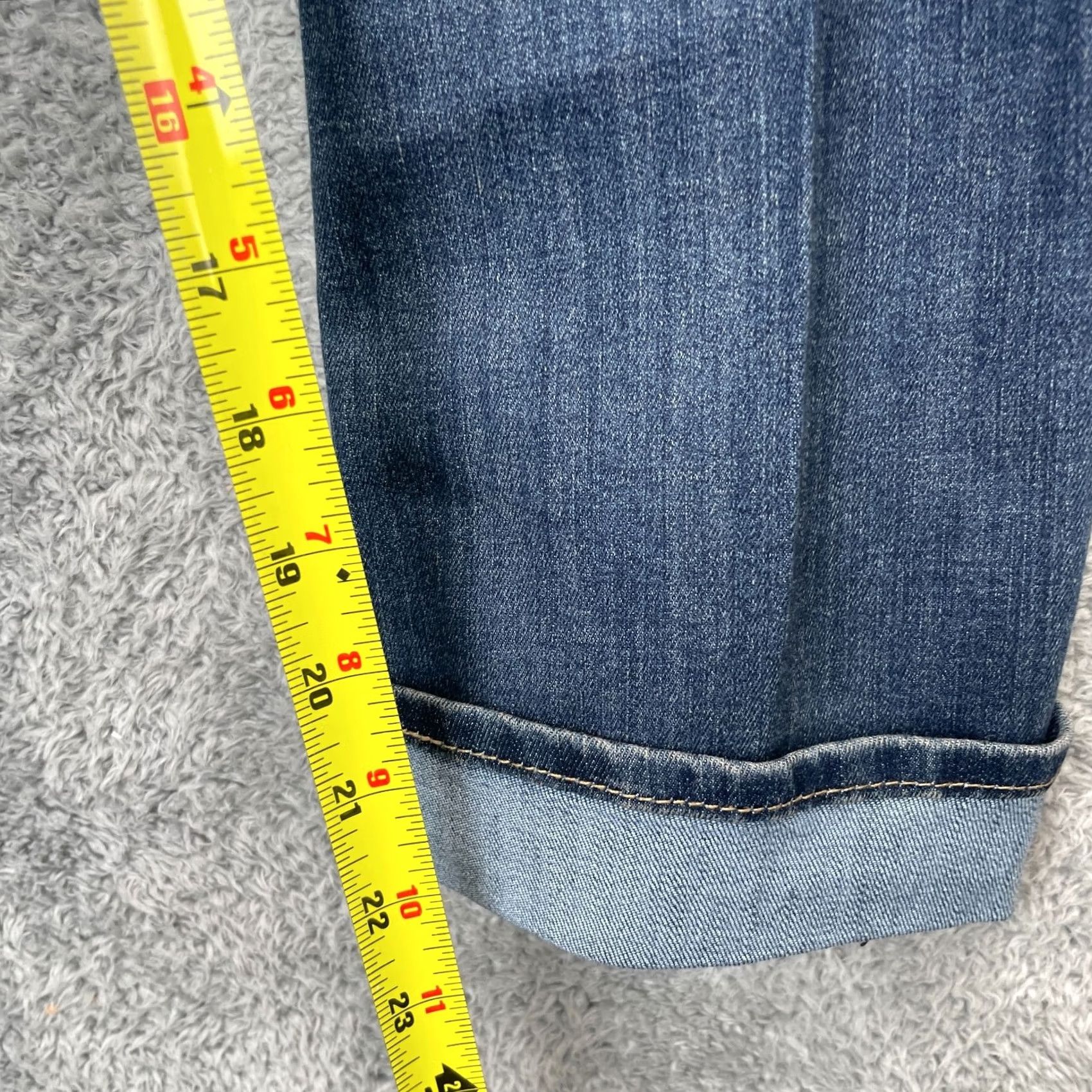 Levi's Levi's Jeans Capri 32x22 Blue Denim Cotton 5-Pocket Signature Gold Mid Rise Bootcut Womens Jeans Capris City Preppy Size 24" / US 00 / IT 34 - 7 Thumbnail