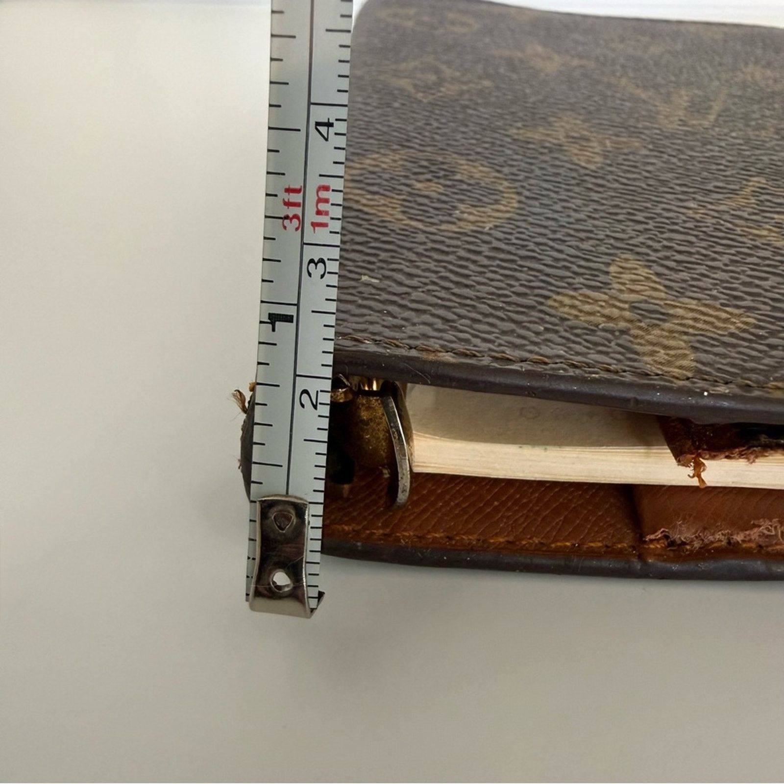 Louis Vuitton Louis Vuitton vintage unisex organizer Authentic Size ONE SIZE - 10 Thumbnail