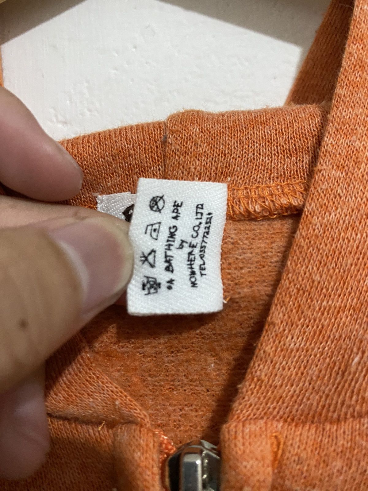 Bape Bape BabyMilo Orange Hoodie 2000s Size US L / EU 52-54 / 3 - 9 Thumbnail