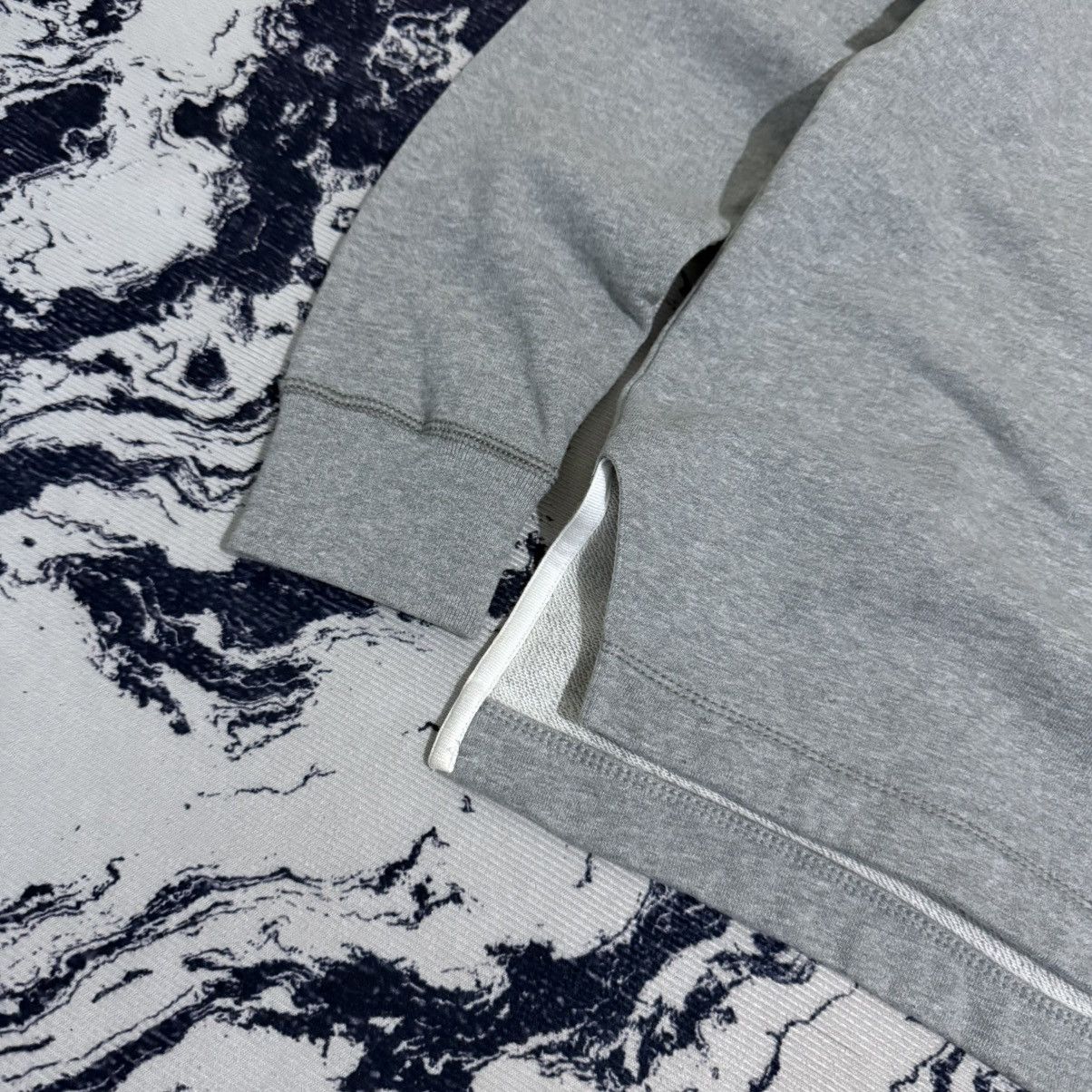 Marc by Marc Jacobs Marc by marc jacobs “we come in peace” sweatshirt Size US XS / EU 42 / 0 - 5 Thumbnail