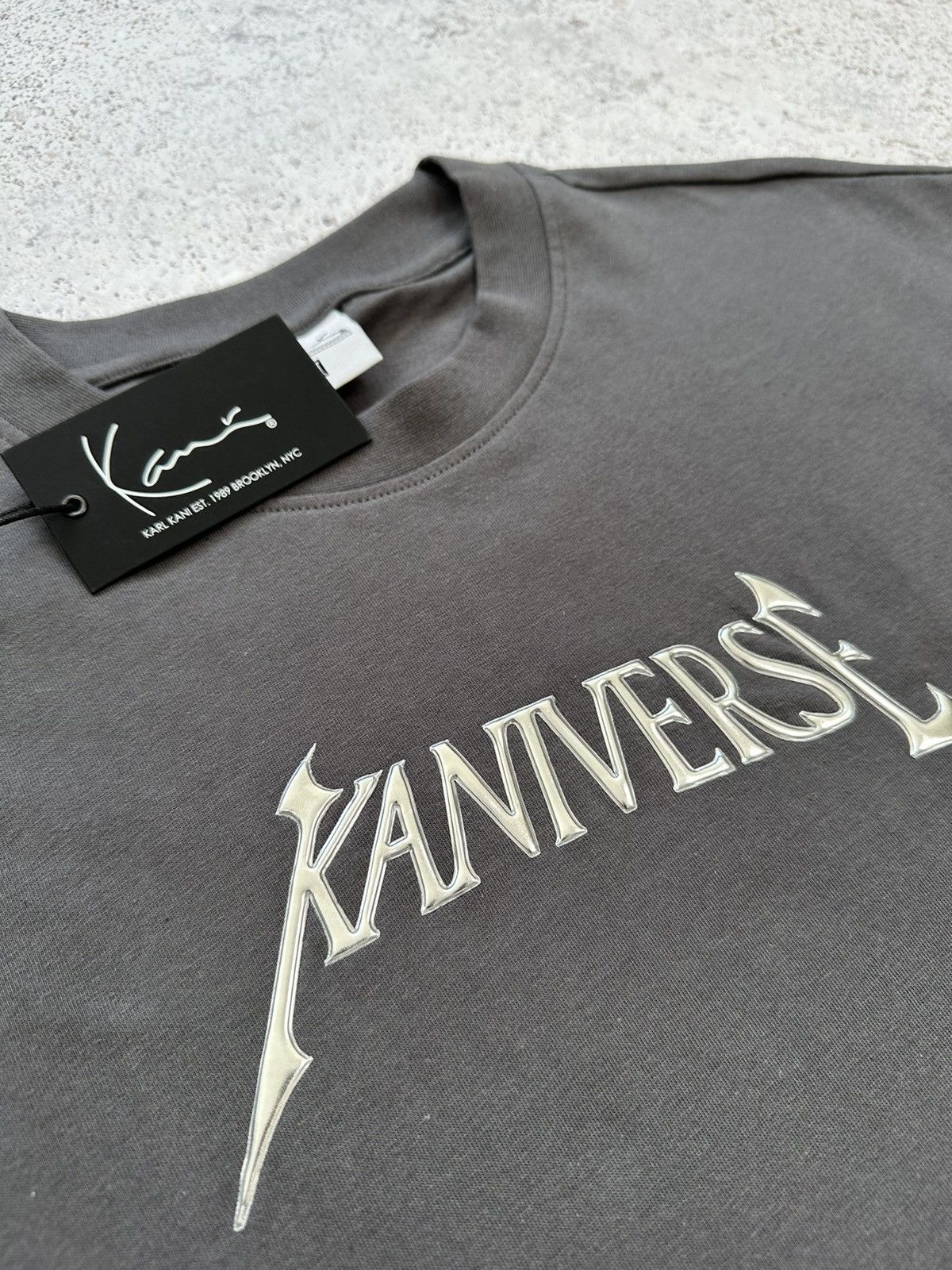 Karl Kani Karl Kani Metaverse Signature graphic T shirt Men M washed Size US M / EU 48-50 / 2 - 9 Thumbnail