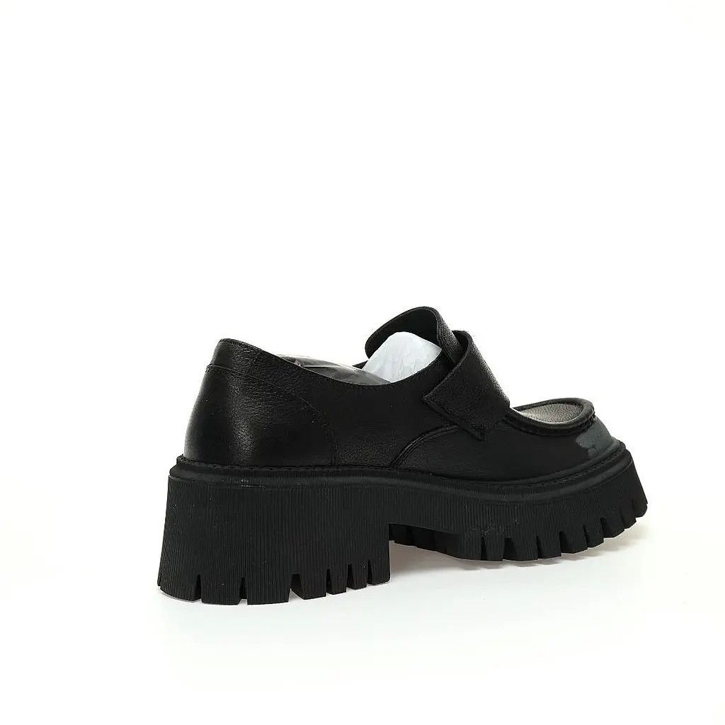 Balenciaga o1w1db10325 Tractor Loafers Worn-Out in Black Size US 8 / EU 41 - 3 Thumbnail