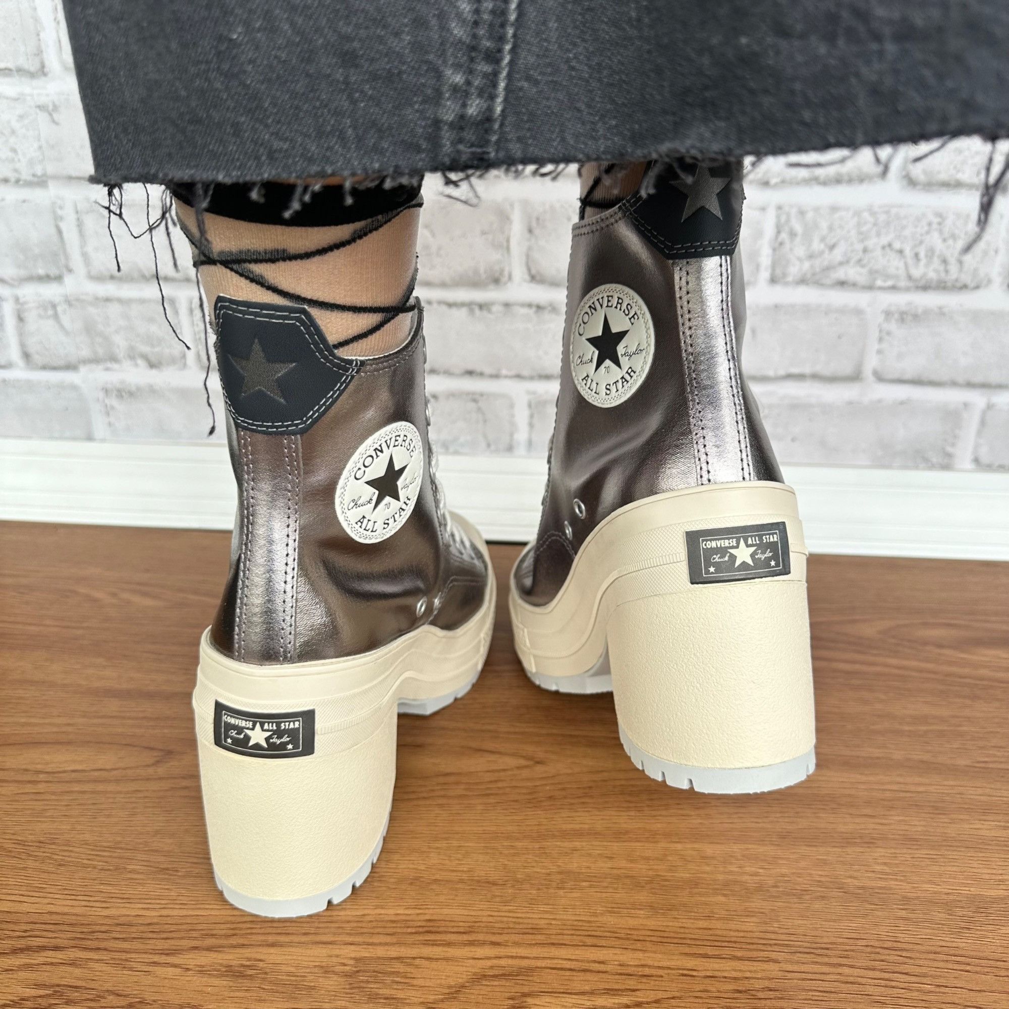 Converse ⭐Converse Chuck 70 De Luxe Heel 7.5 Women Shoes Sneakers Met Size US 7.5 / IT 37.5 - 5 Thumbnail