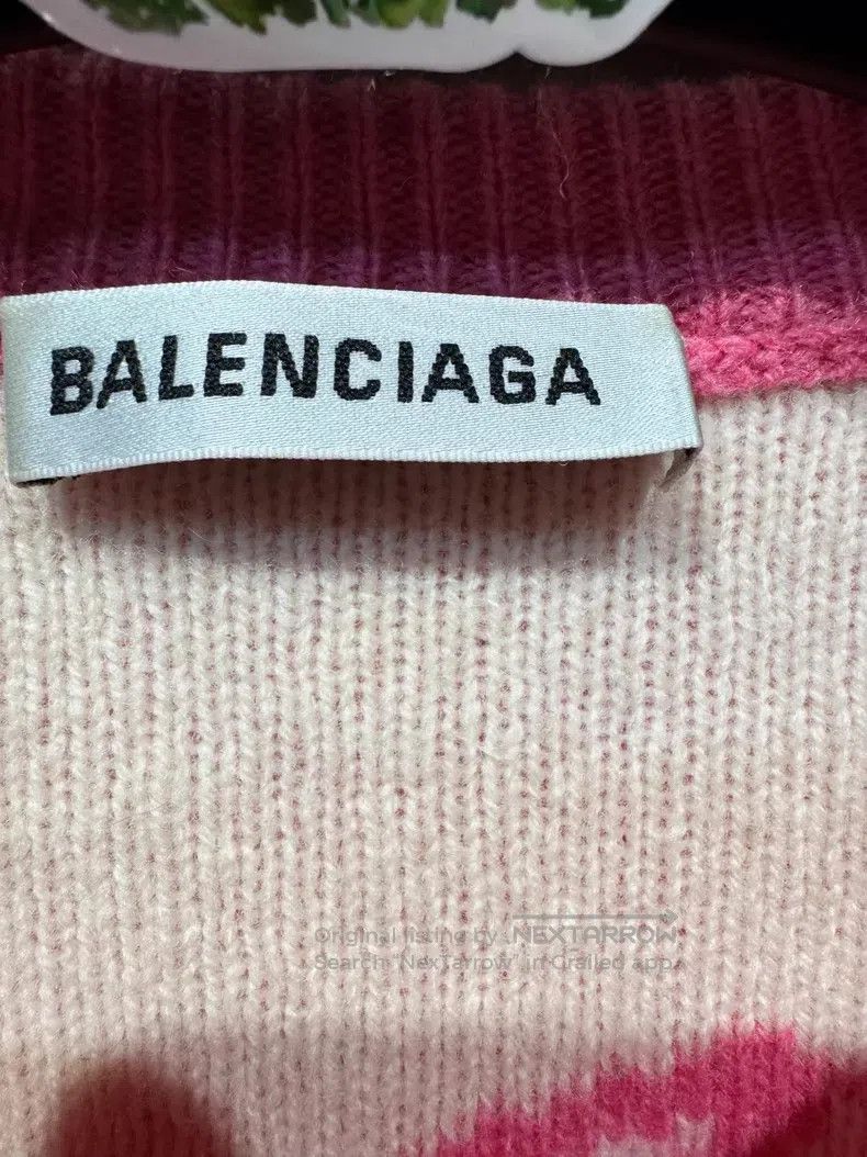 Balenciaga Balenciaga Bullet Hole Full Logo Sweater Size US XS / EU 42 / 0 - 3 Thumbnail