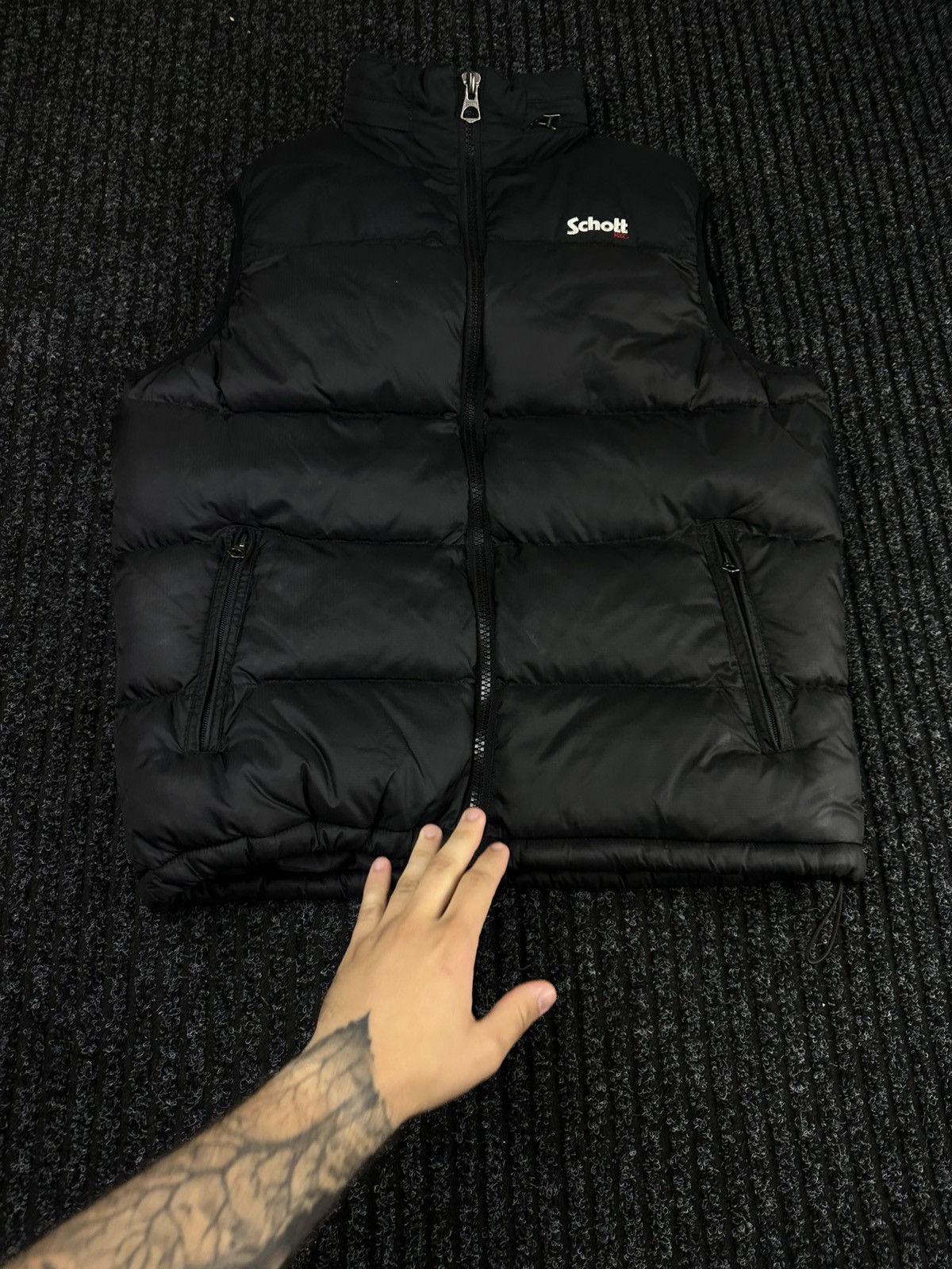Schott Vintage 90s Schott N.Y.C. PUFFER NYLON BLACK VEST Size US M / EU 48-50 / 2 - 1 Thumbnail