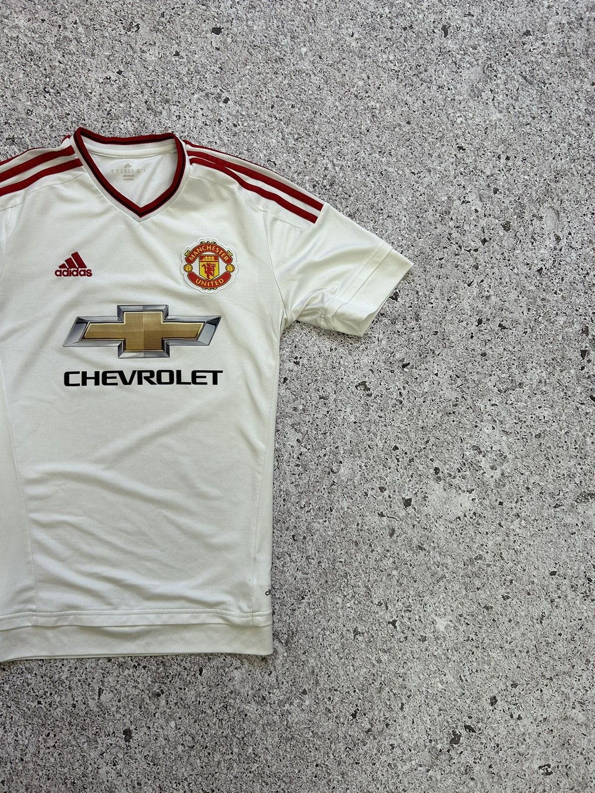 Adidas Adidas Manchester United 2015 2016 Away Soccer Jersey Size US S / EU 44-46 / 1 - 3 Thumbnail