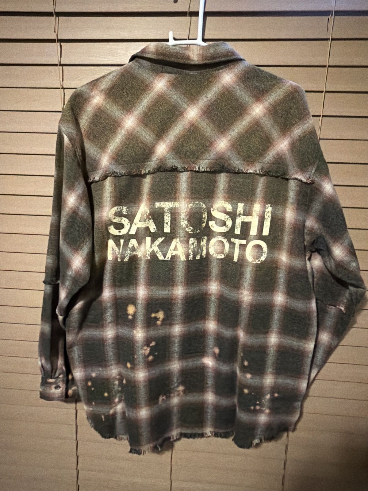 Satoshi Nakamoto Satoshi Nakamoto “Patchwork Flannel” Button Up Size XL Size US XL / EU 56 / 4 - 1 Thumbnail