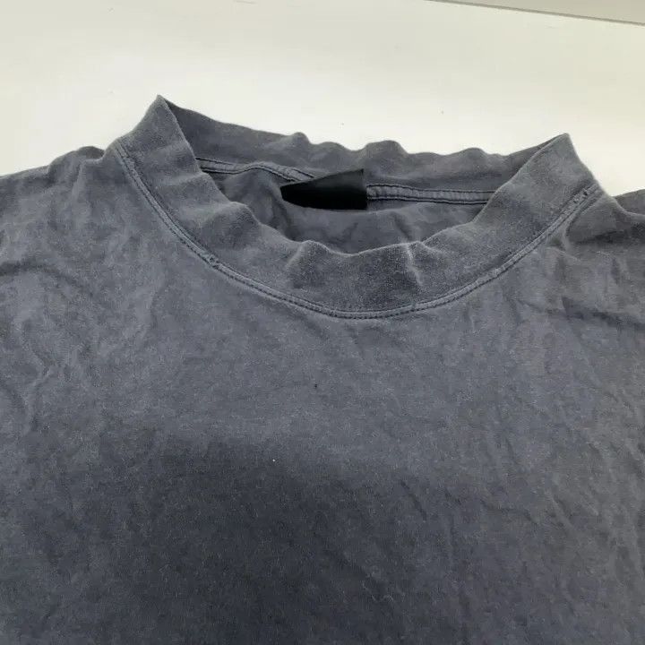 Balenciaga Balenciaga Balenciaga Distressed Logo Graphic Short Sleeve Size US S / EU 44-46 / 1 - 5 Thumbnail