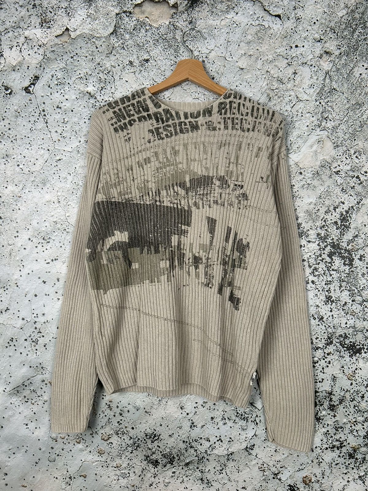 Vintage Vintage Y2K Avantgarde Sweater Grunge Rock Punk Hype Size US L / EU 52-54 / 3 - 1 Thumbnail