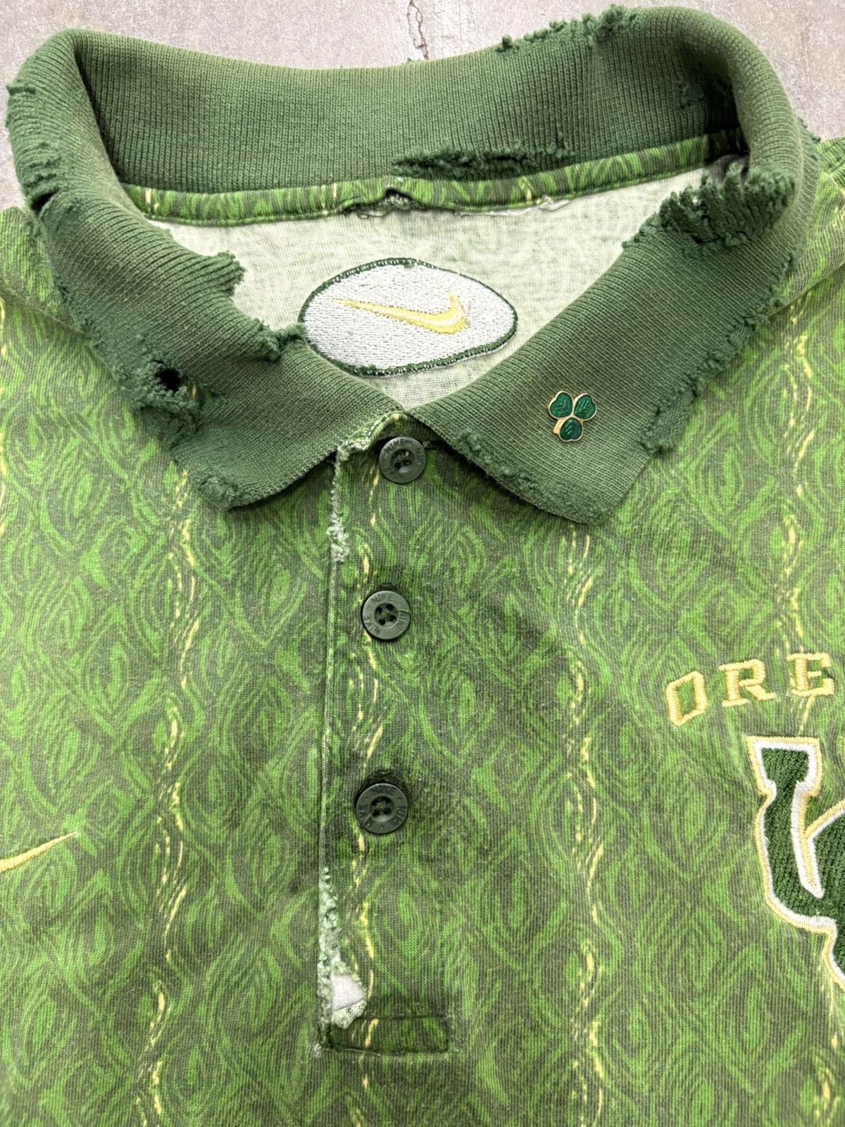 Nike Nike Oregon Ducks Polo Shirt Mens Large Distressed Vintage Size US L / EU 52-54 / 3 - 3 Thumbnail