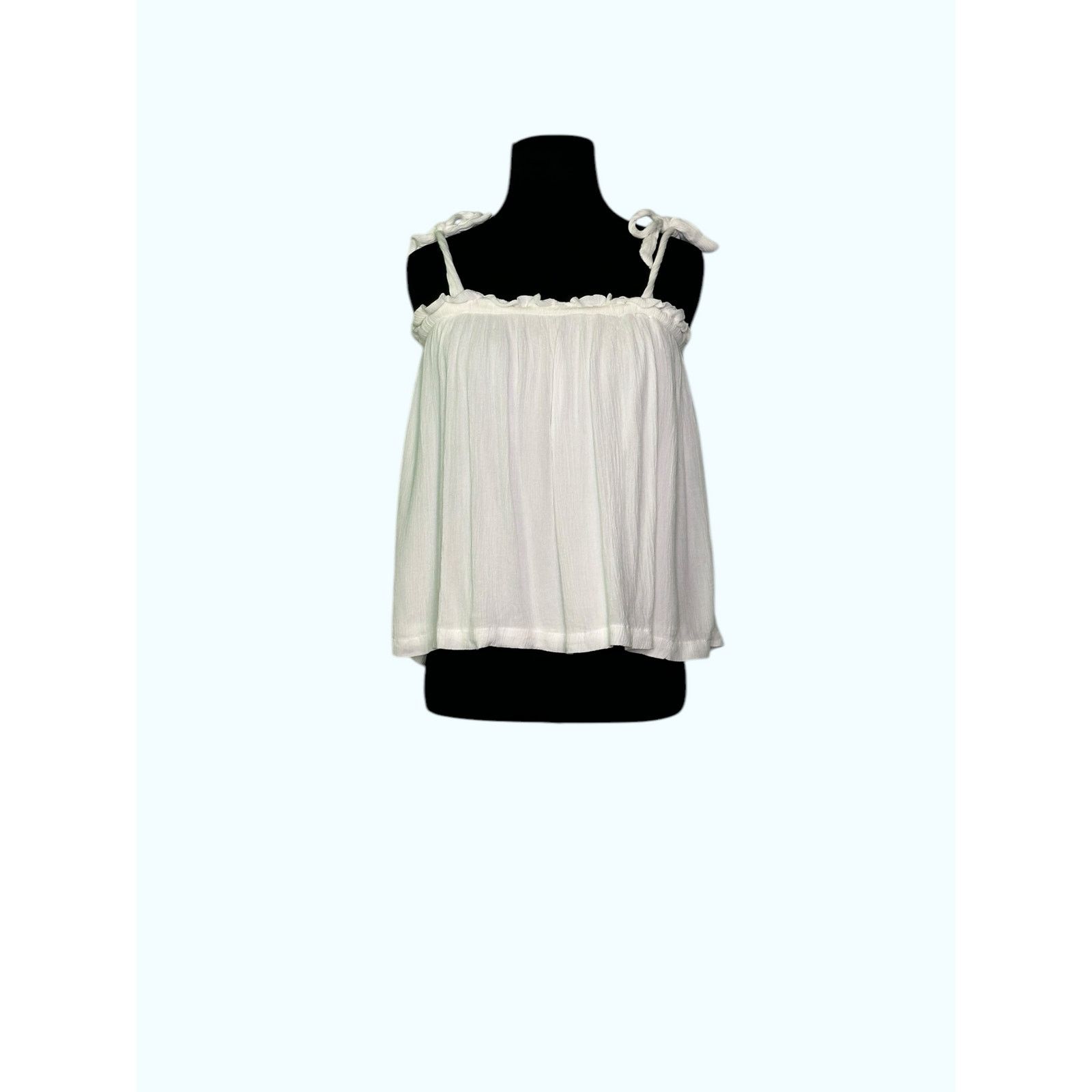 Hollister Hollister white crop cami size small Size S / US 4 / IT 40 - 8 Thumbnail