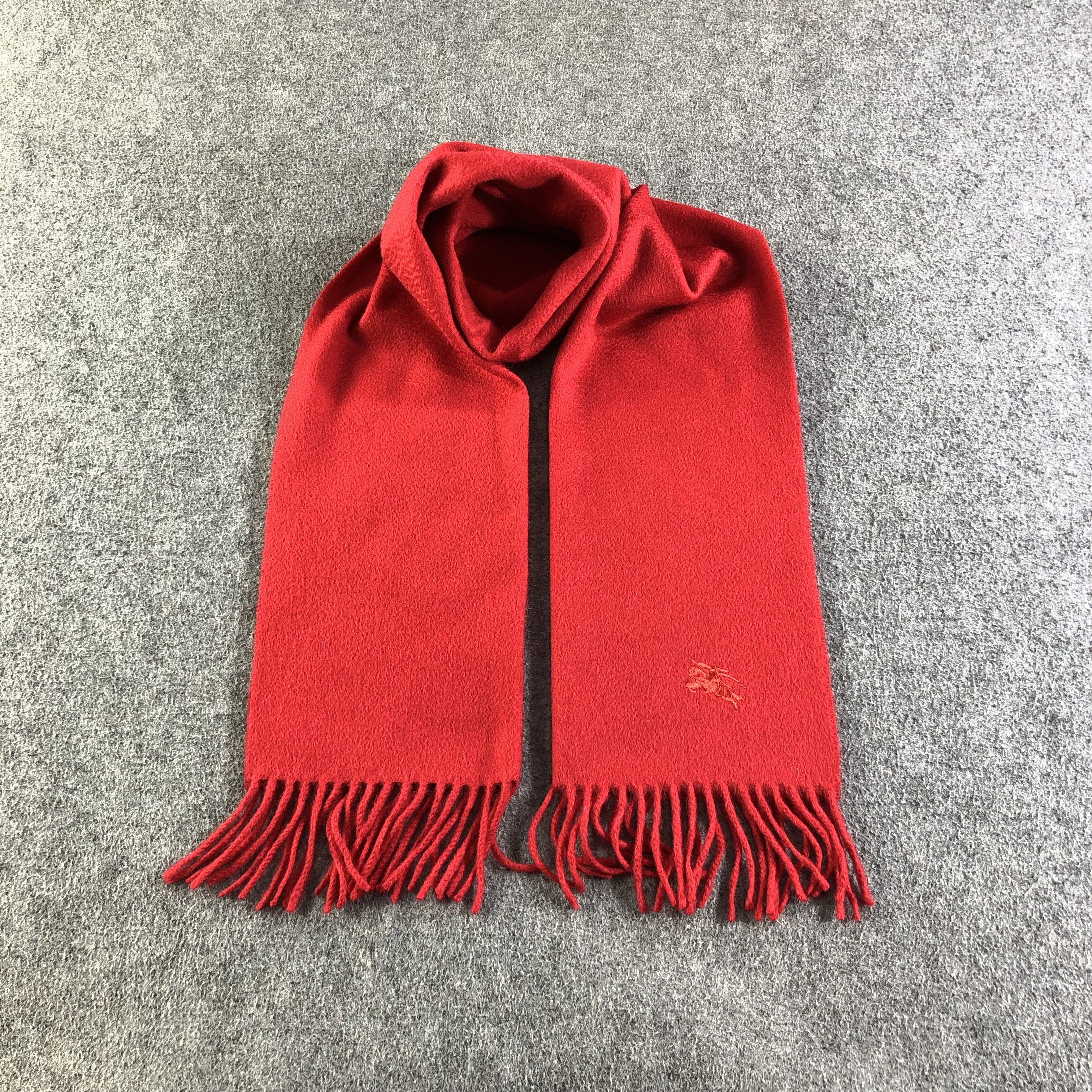 Burberry Burberrys Plain Cashmere Scarf Muffler V1777 Size ONE SIZE - 1 Thumbnail