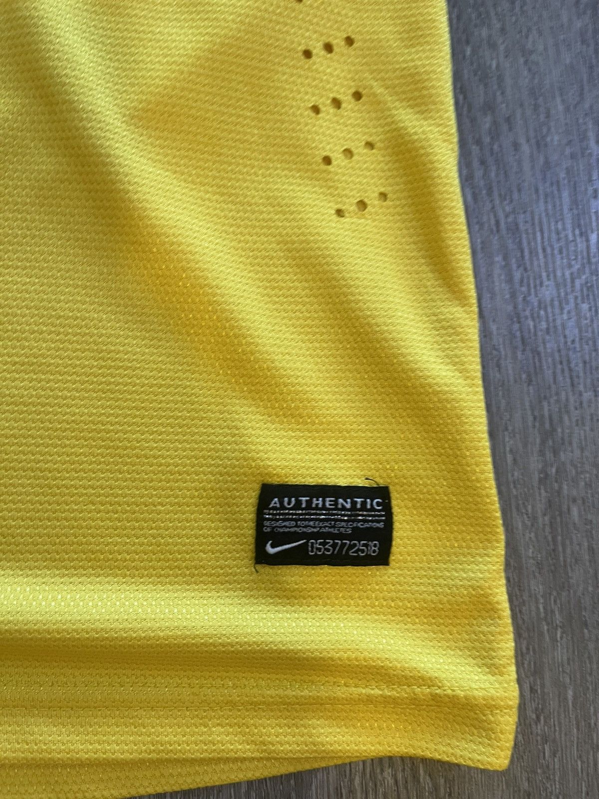 Nike Juventus Away Football Soccer Shirt Jersey Nike Authentic Size US S / EU 44-46 / 1 - 2 Thumbnail