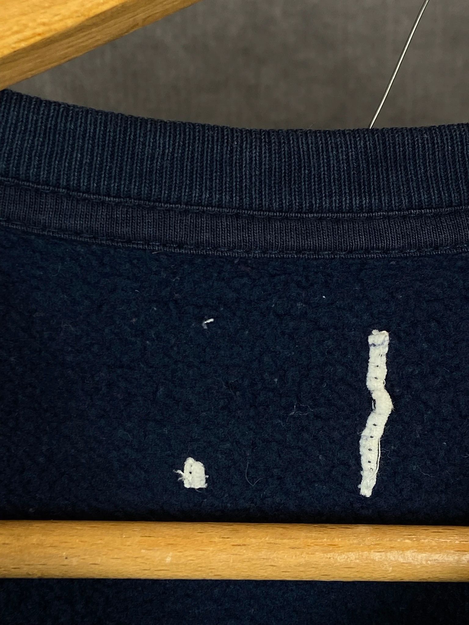 Gap GAP Navy Crewneck / Classic College Minimal (M) Size US M / EU 48-50 / 2 - 3 Thumbnail