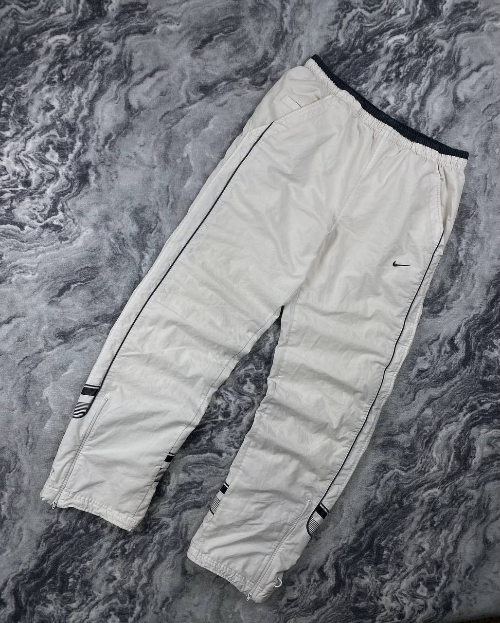 Nike Vintage Nike Track Pants 00s Nylon Striped Big Logo Men Size US 34 / EU 50 - 1 Thumbnail