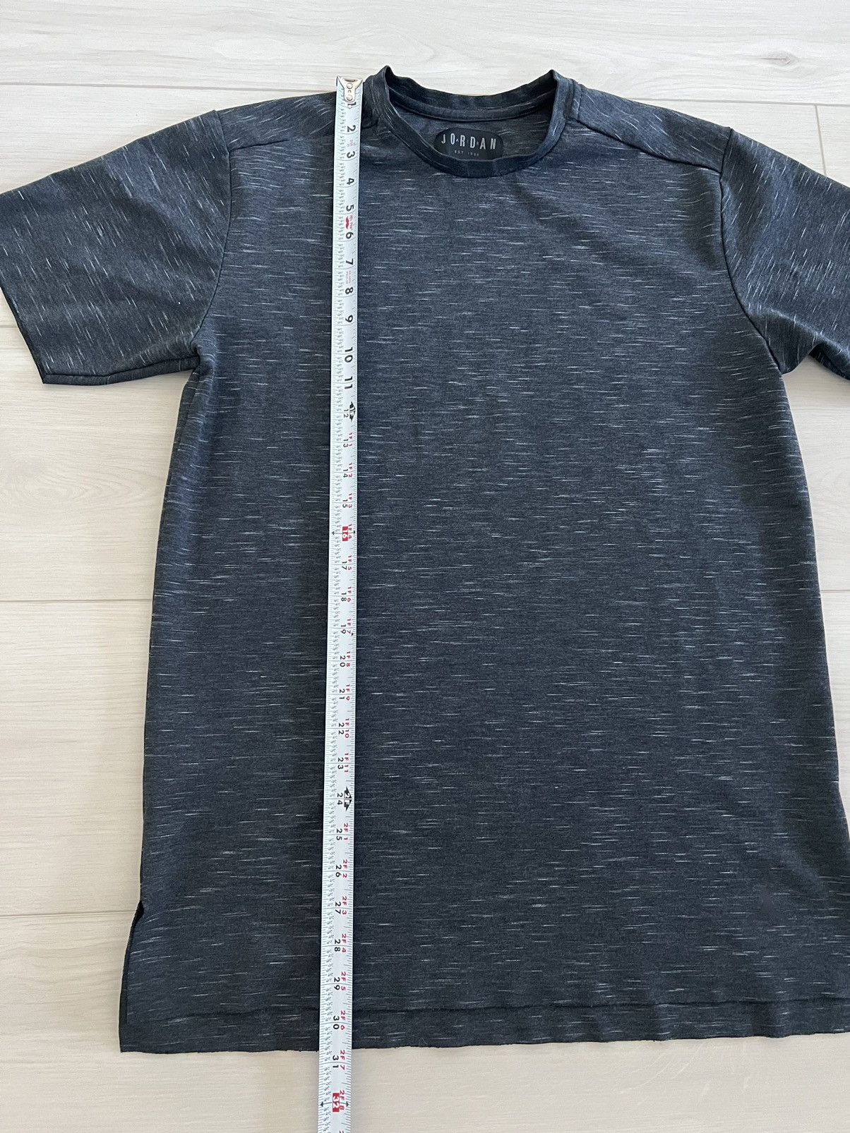 Jordan Brand RARE Jordan lux tech fleece extended vented hem shirt sz M Size US M / EU 48-50 / 2 - 2 Thumbnail