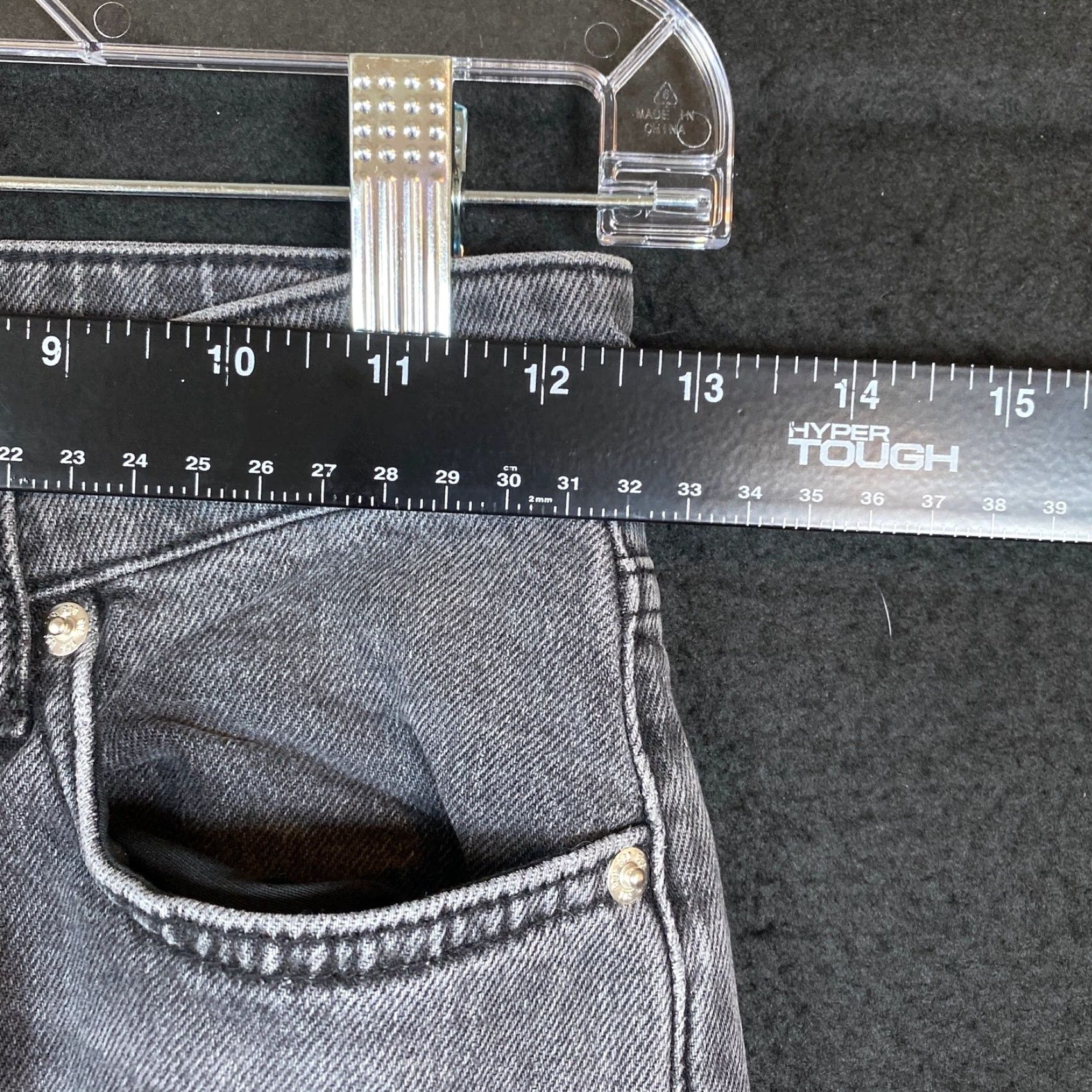 Bdg BDG Womens Jeans Black Denim High Rise Flare Distressed 25 Regular 5-Pocket Design Cotton 100% Stretch Size 42" / US 20 - 6 Thumbnail