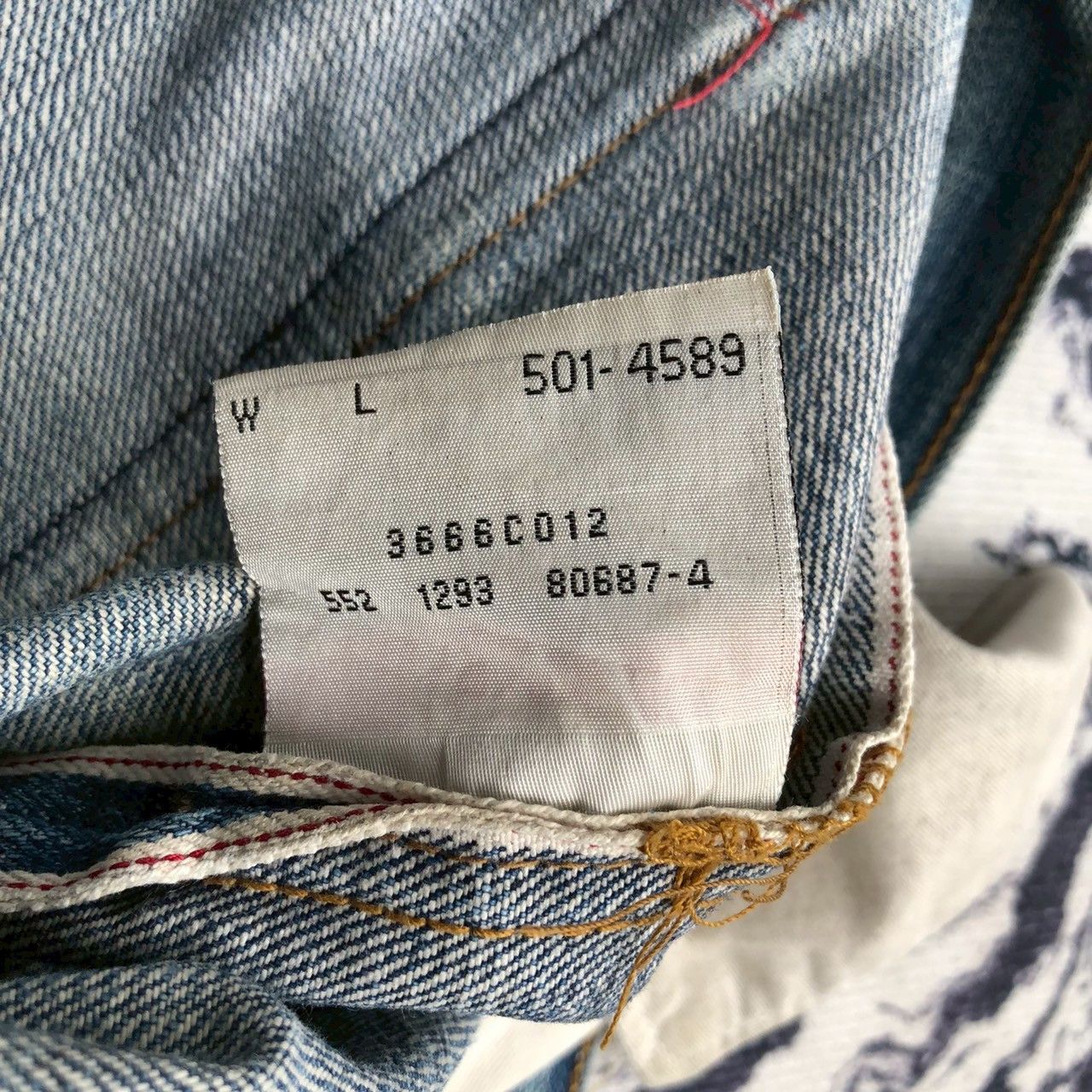 Levi's Vintage Levi's 501 Big E Distressed Selvedge Size US 33 - 16 Thumbnail